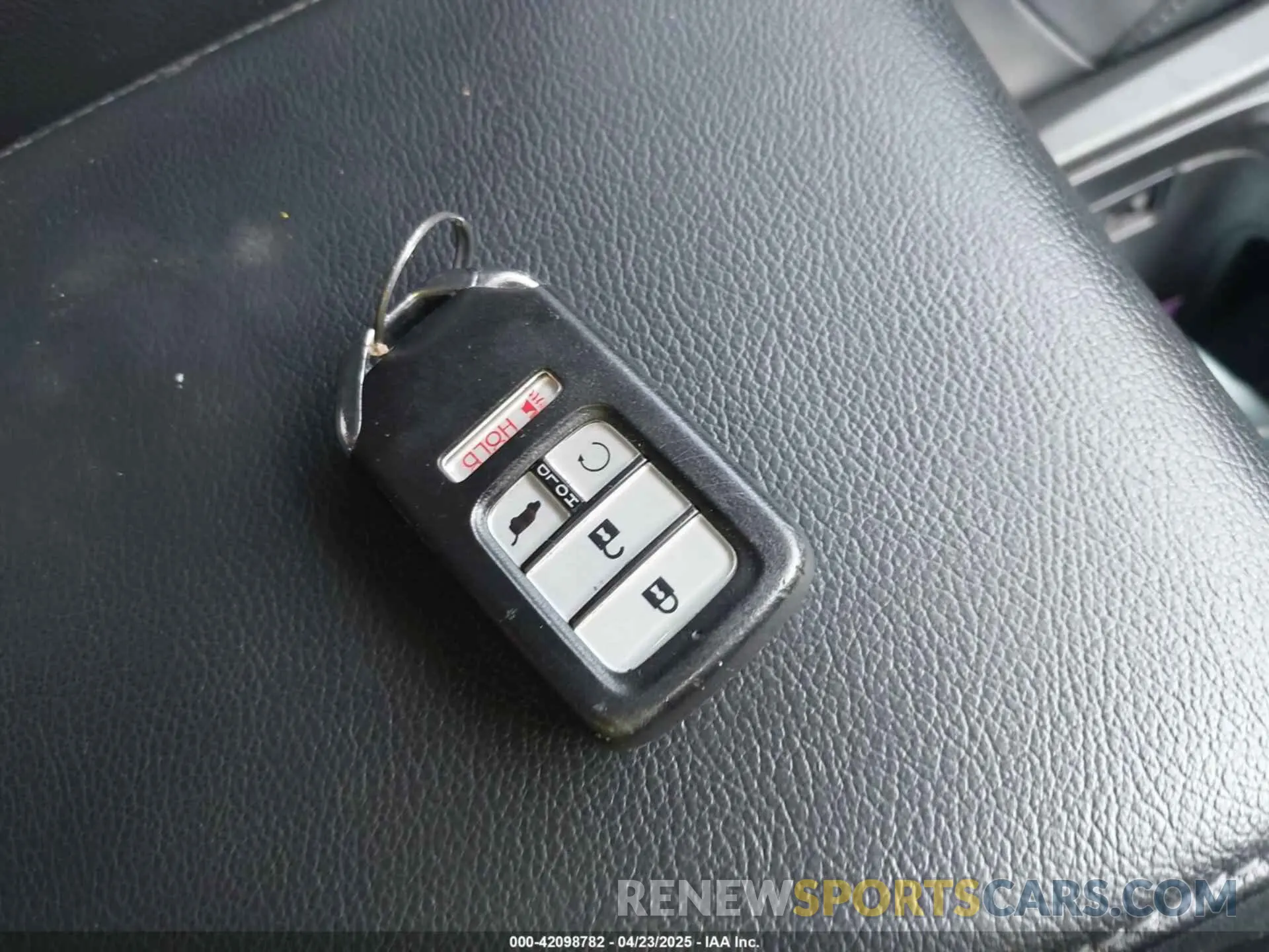 11 Photograph of a damaged car 7FARW1H80KE021493 HONDA CR-V 2019