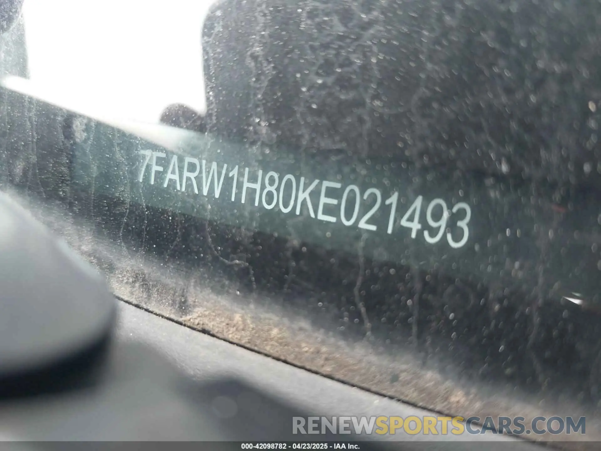 9 Photograph of a damaged car 7FARW1H80KE021493 HONDA CR-V 2019