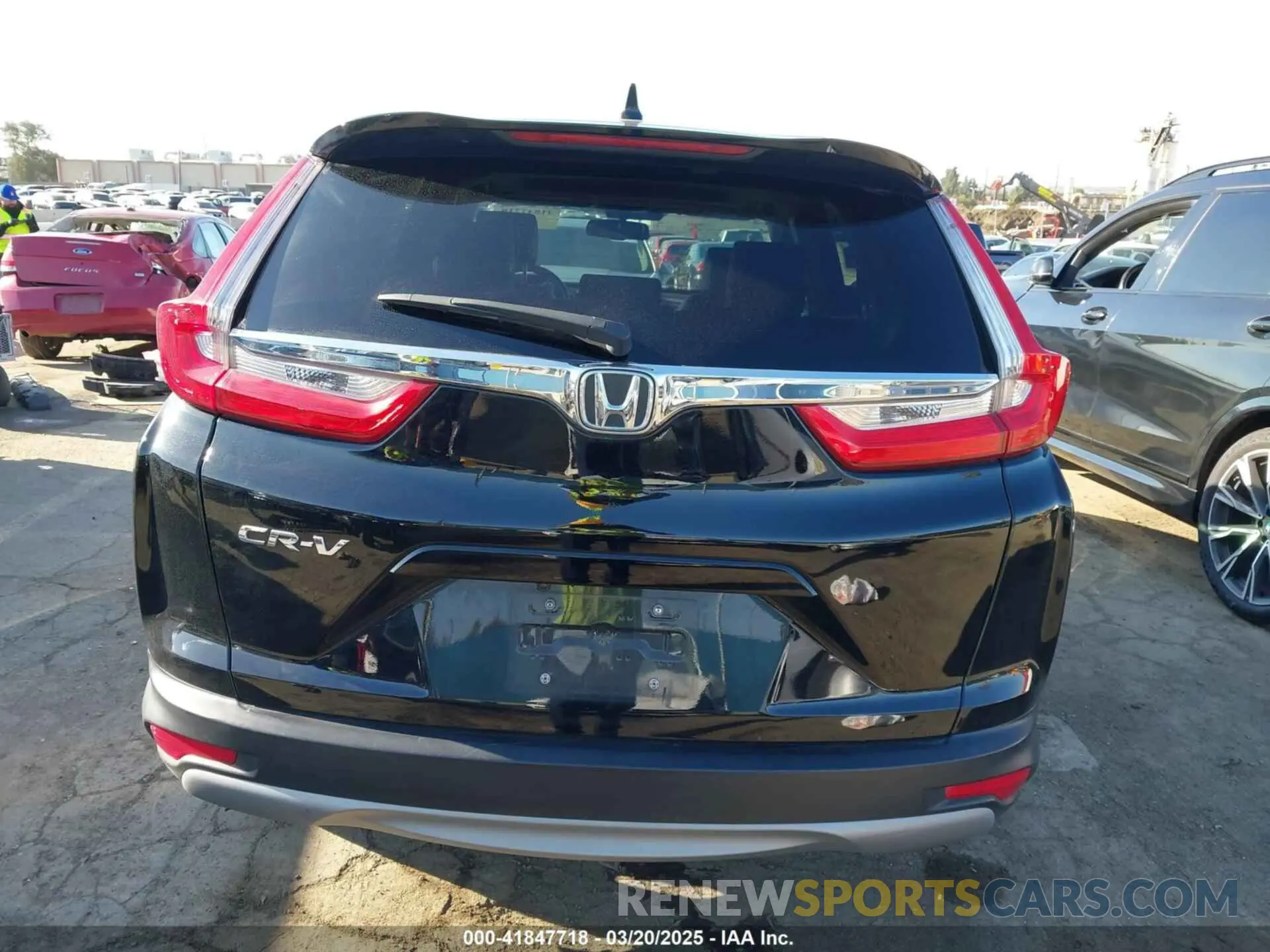 16 Фотография поврежденного автомобиля 7FARW1H81KE036164 HONDA CR-V 2019