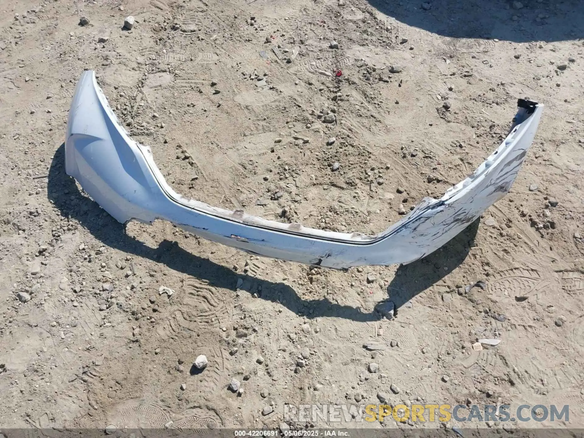 12 Photograph of a damaged car 7FARW1H85KE015222 HONDA CR-V 2019
