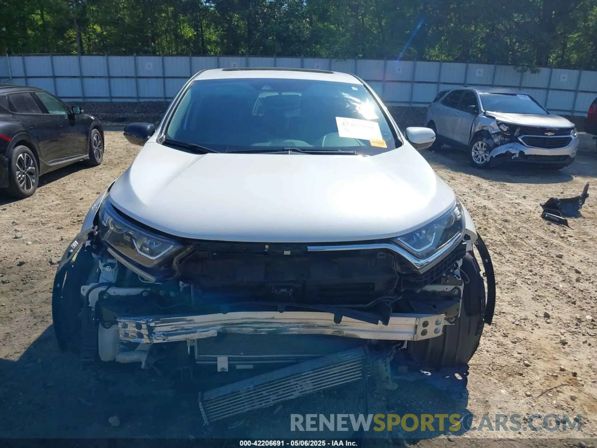 13 Photograph of a damaged car 7FARW1H85KE015222 HONDA CR-V 2019