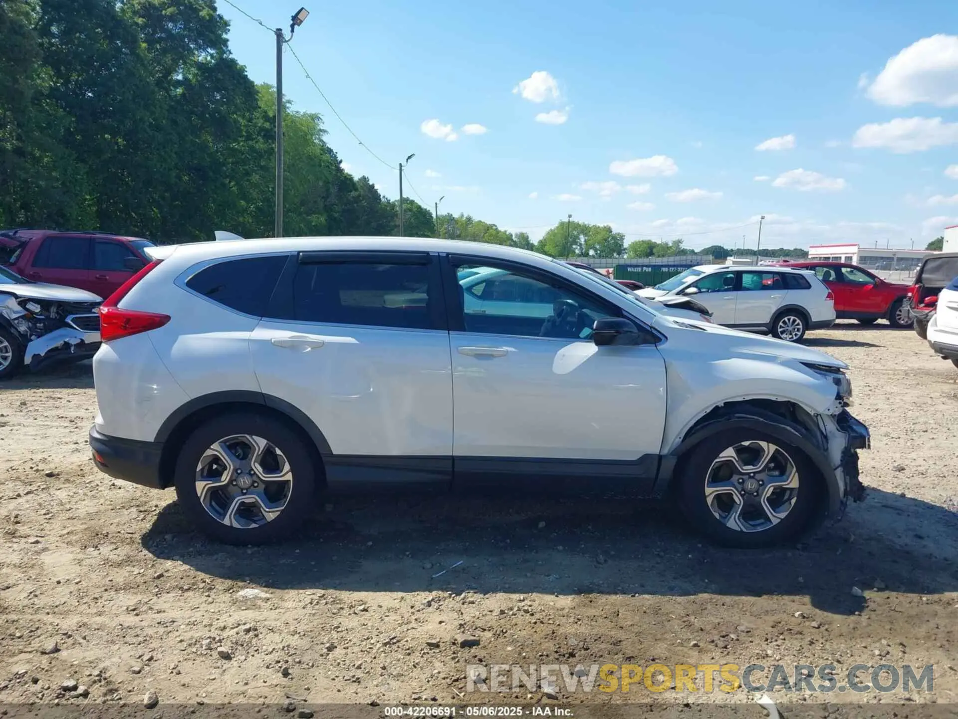 14 Photograph of a damaged car 7FARW1H85KE015222 HONDA CR-V 2019