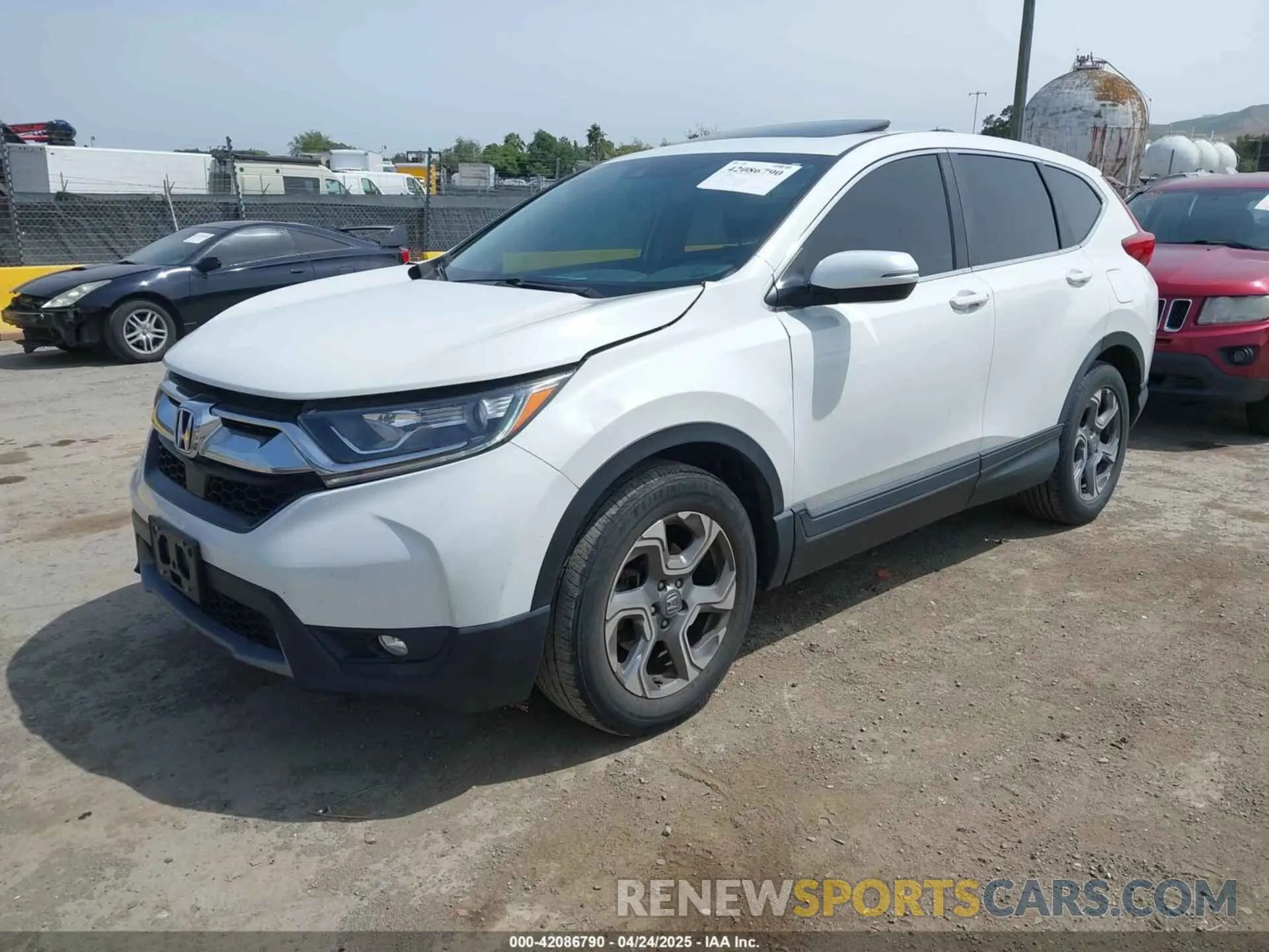2 Photograph of a damaged car 7FARW1H8XKE030010 HONDA CR-V 2019