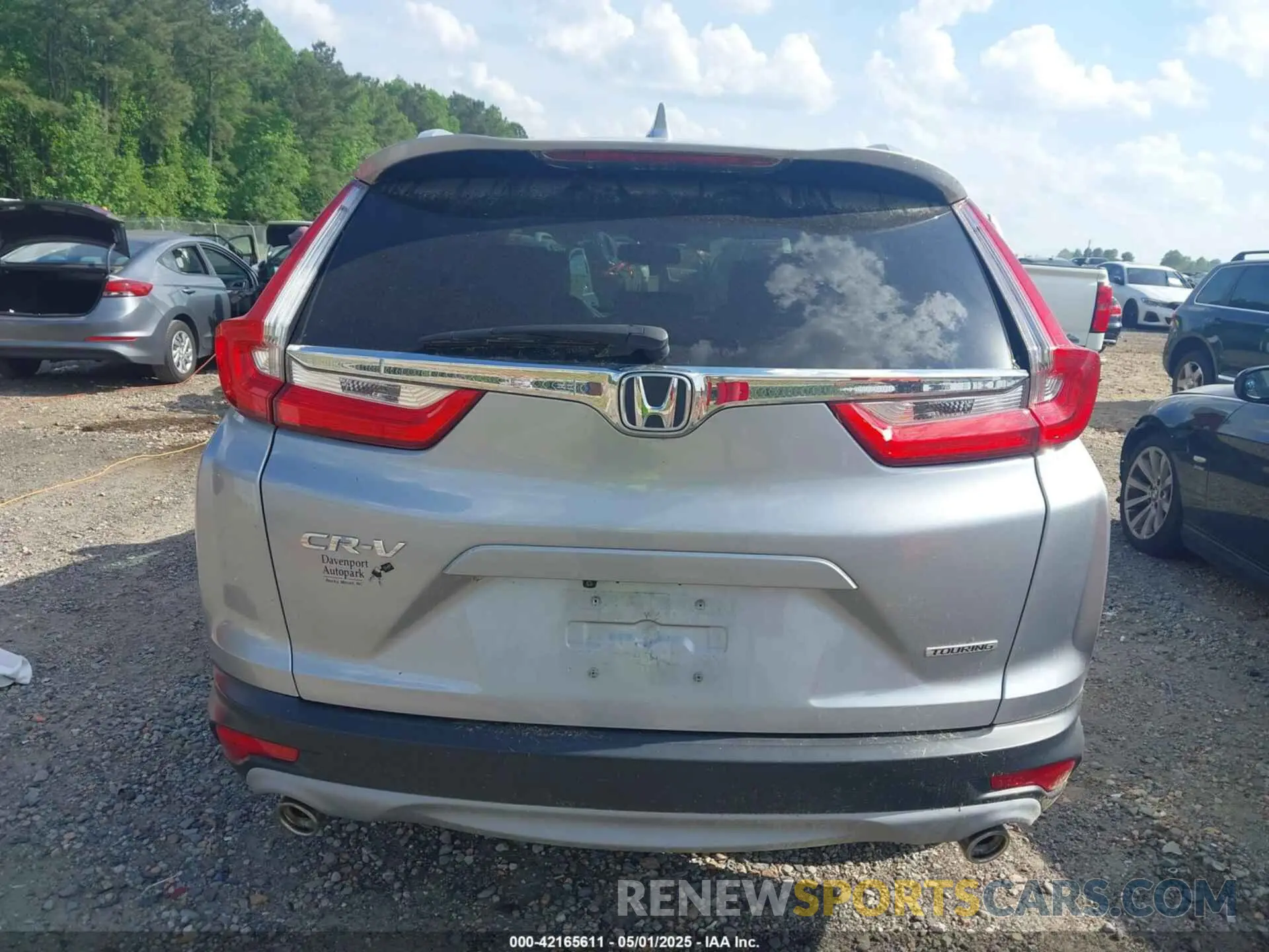 16 Photograph of a damaged car 7FARW1H9XKE013605 HONDA CR-V 2019