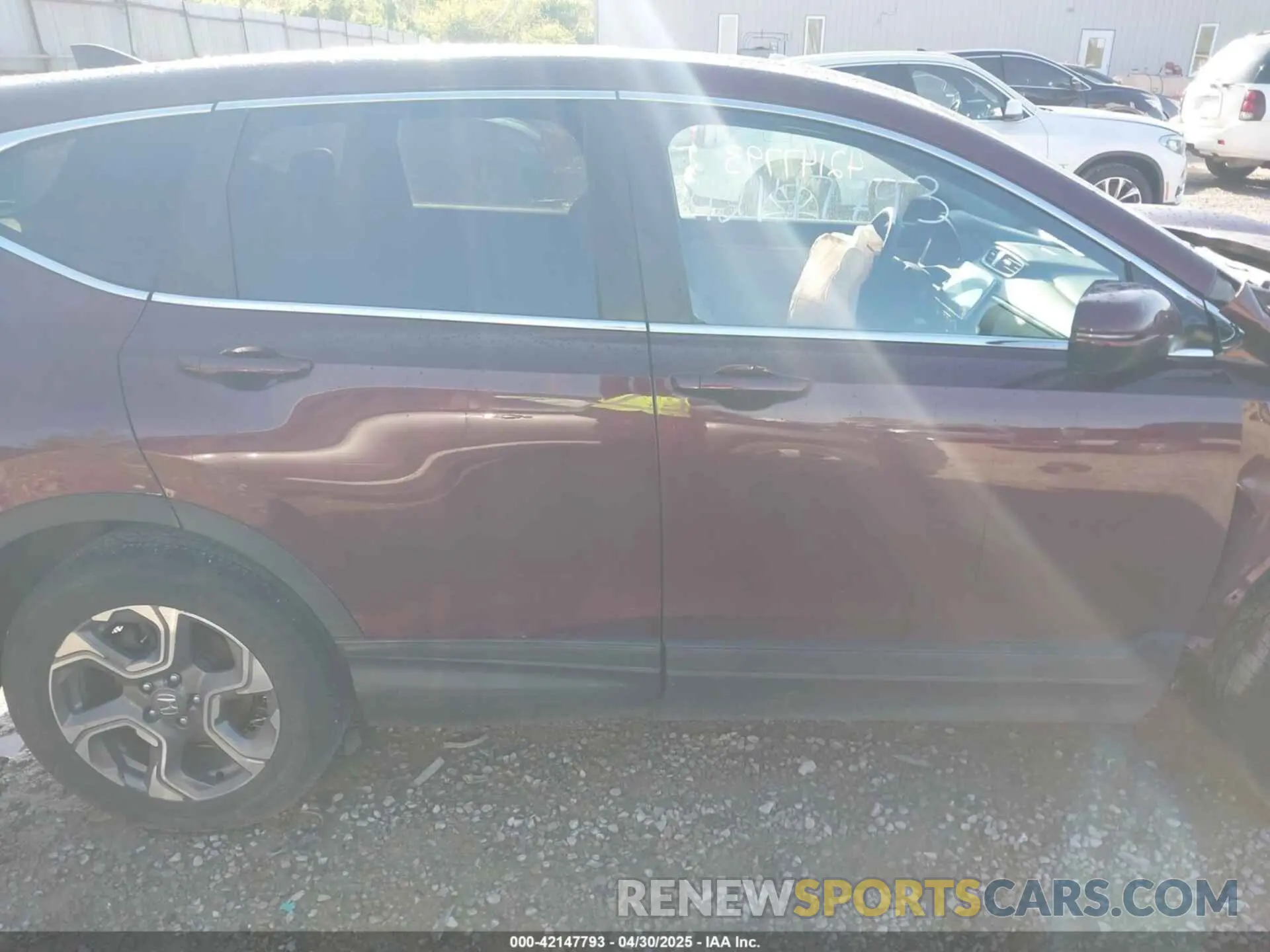 14 Photograph of a damaged car 7FARW2H53KE024108 HONDA CR-V 2019