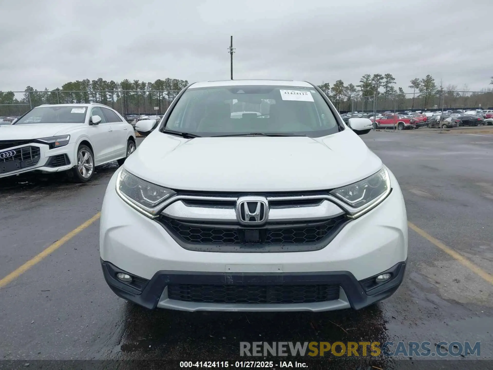 12 Photograph of a damaged car 7FARW2H53KE040602 HONDA CR-V 2019