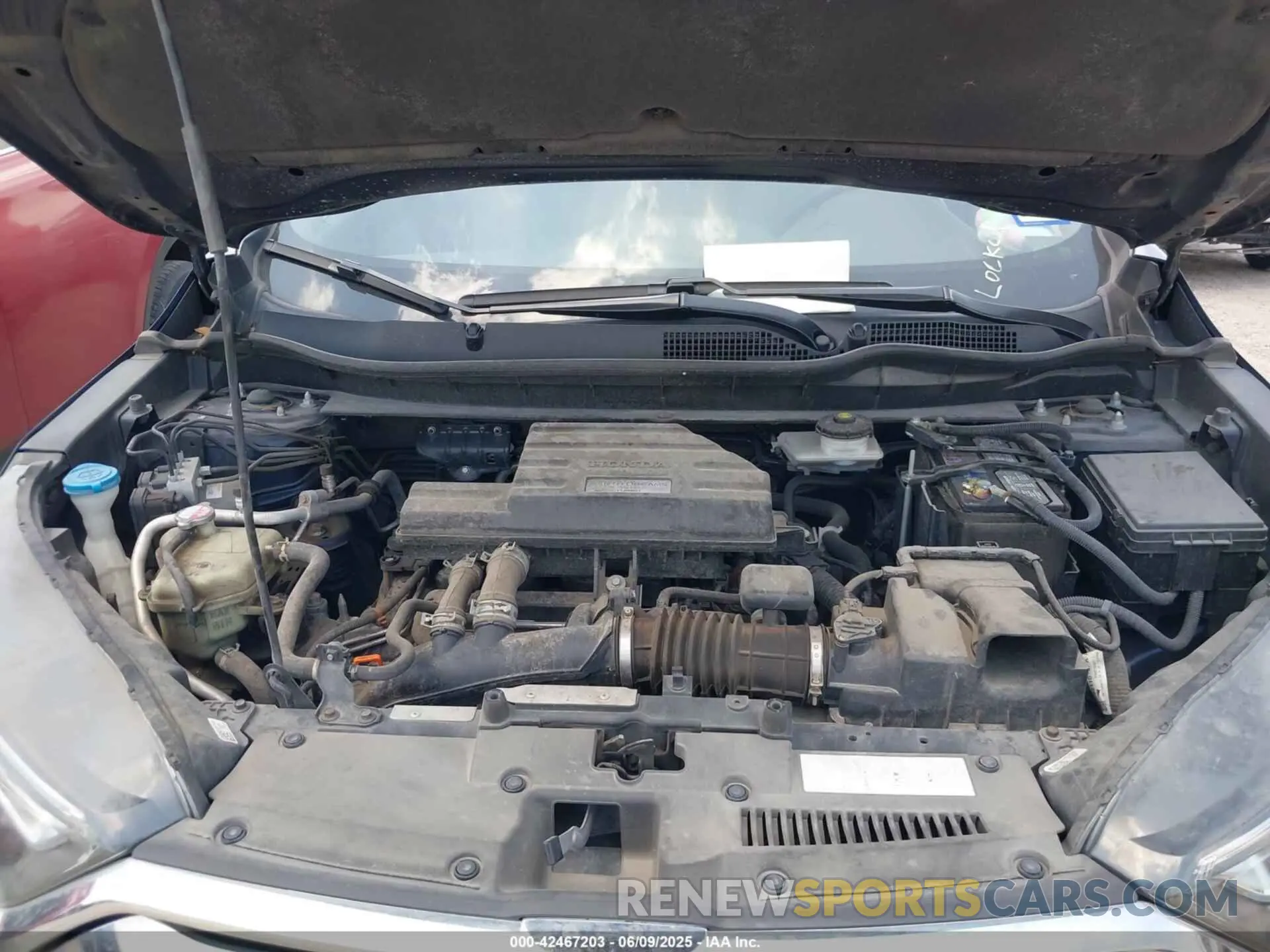 10 Photograph of a damaged car 7FARW2H54KE002859 HONDA CR-V 2019