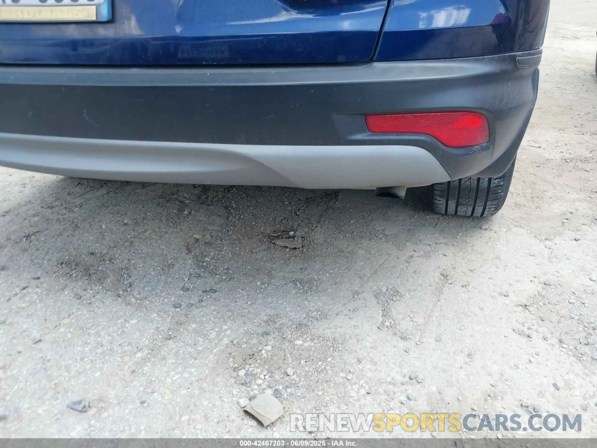 6 Photograph of a damaged car 7FARW2H54KE002859 HONDA CR-V 2019