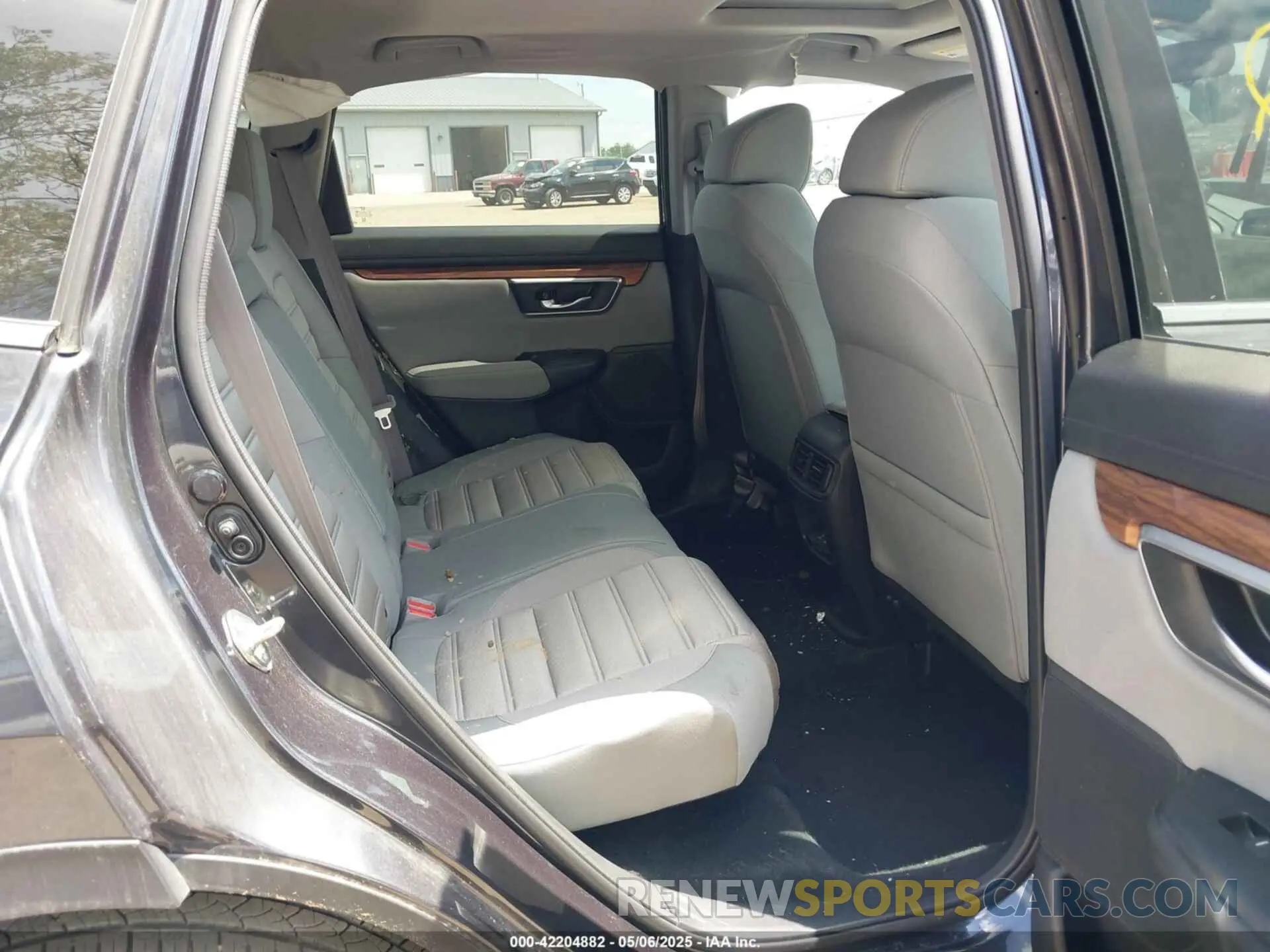 8 Фотография поврежденного автомобиля 7FARW2H57KE009790 HONDA CR-V 2019
