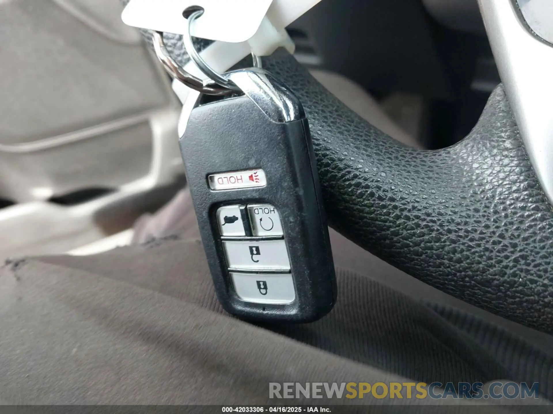 11 Photograph of a damaged car 7FARW2H58KE047447 HONDA CR-V 2019