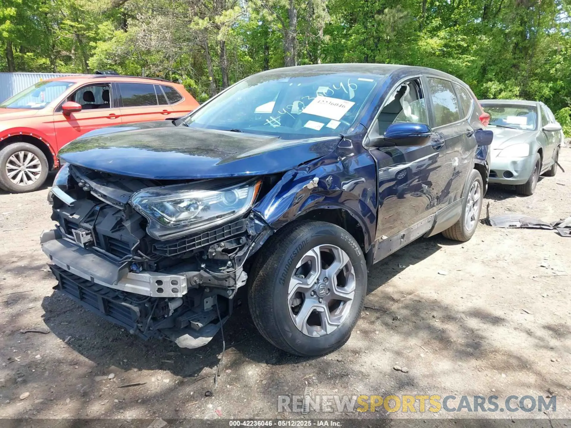 2 Фотография поврежденного автомобиля 7FARW2H59KE049837 HONDA CR-V 2019