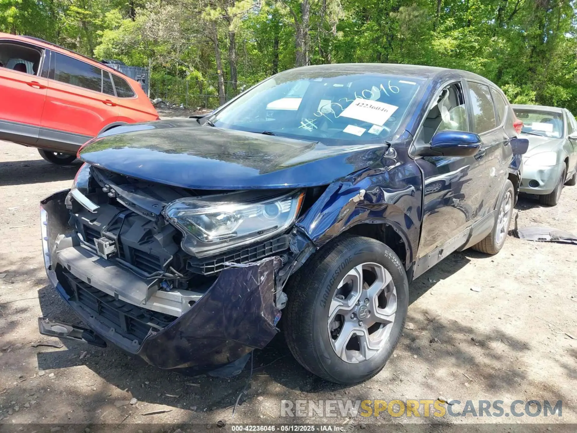 6 Фотография поврежденного автомобиля 7FARW2H59KE049837 HONDA CR-V 2019
