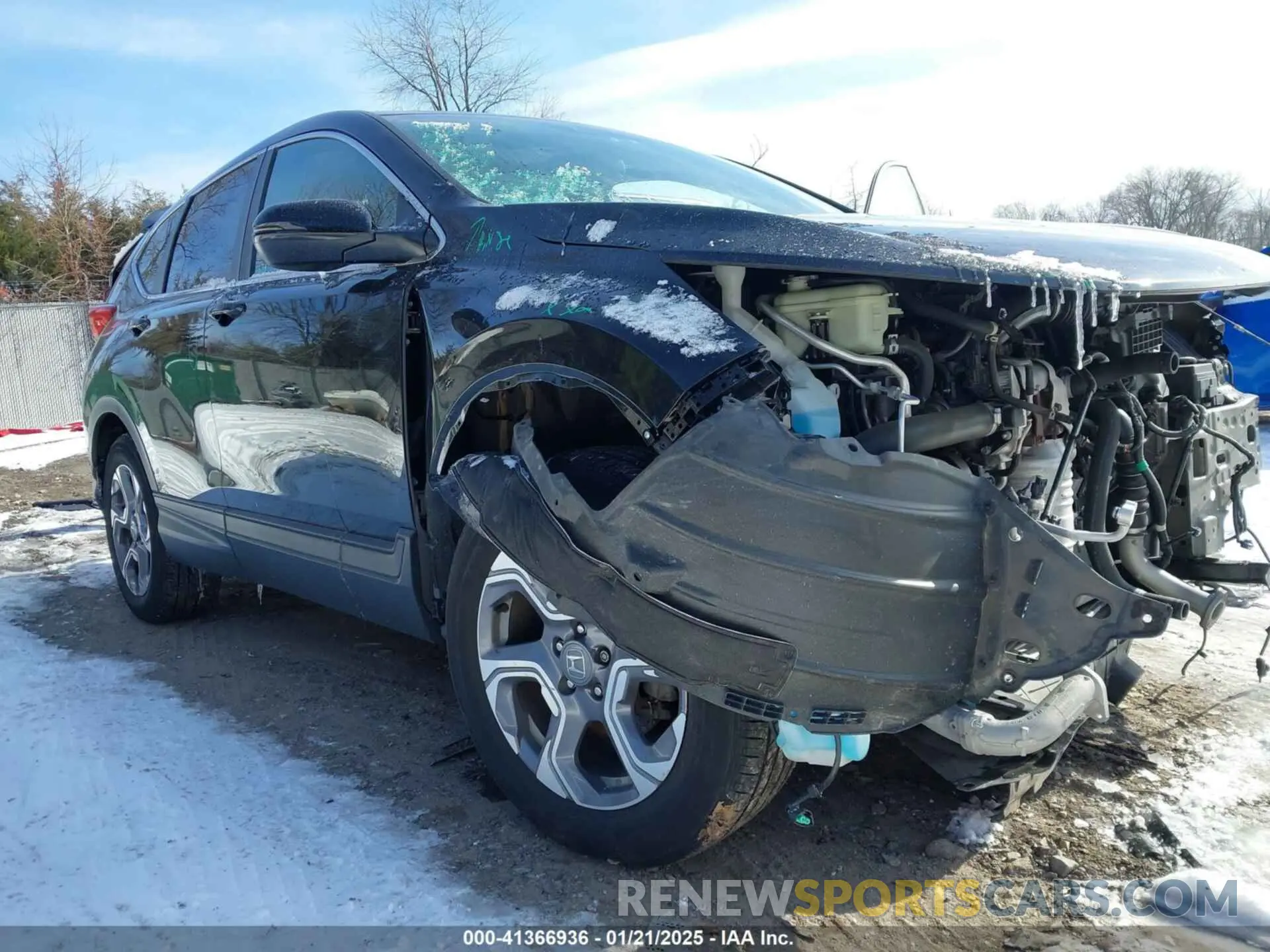 17 Фотография поврежденного автомобиля 7FARW2H59KE049921 HONDA CR-V 2019