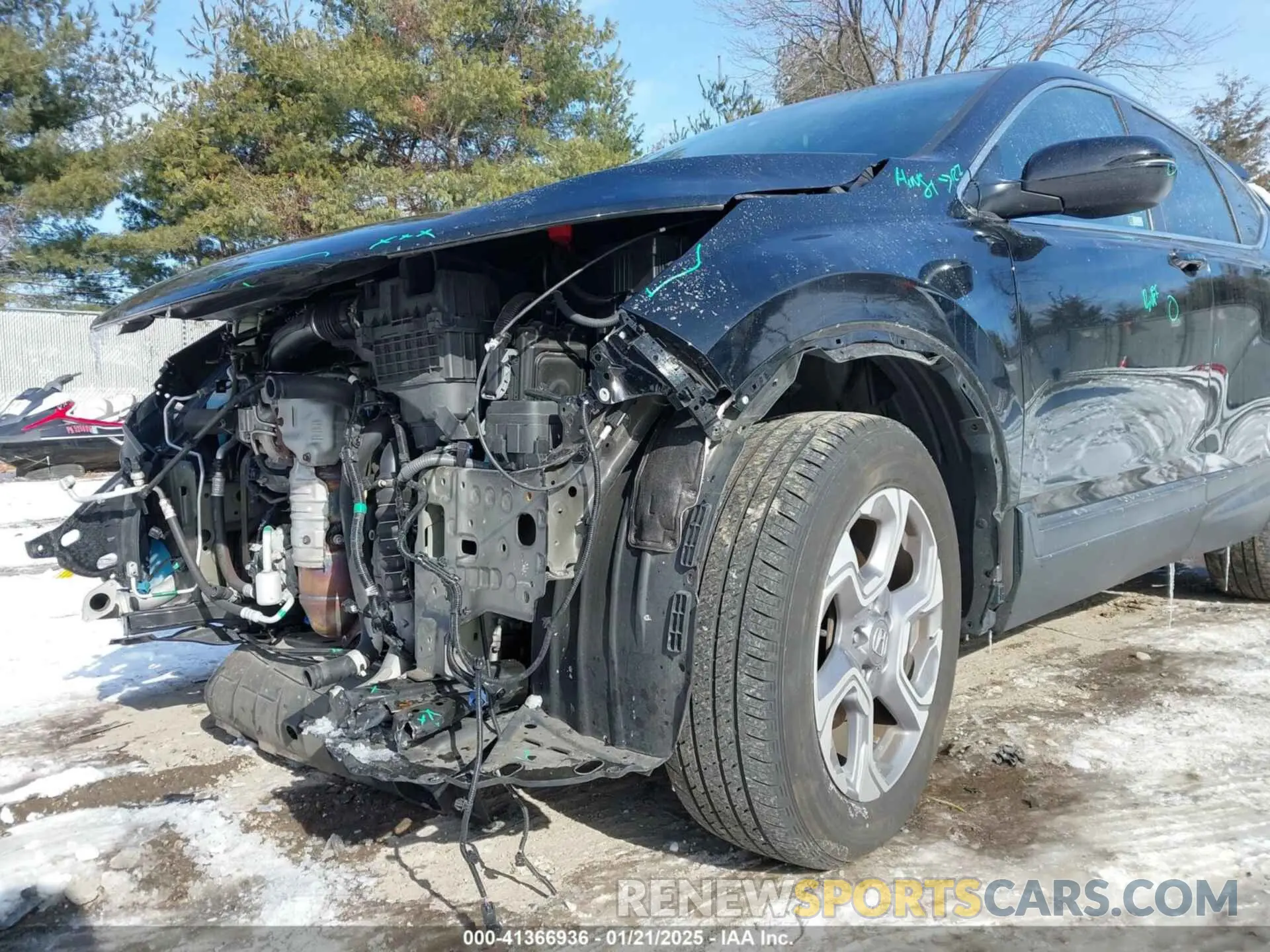 18 Фотография поврежденного автомобиля 7FARW2H59KE049921 HONDA CR-V 2019