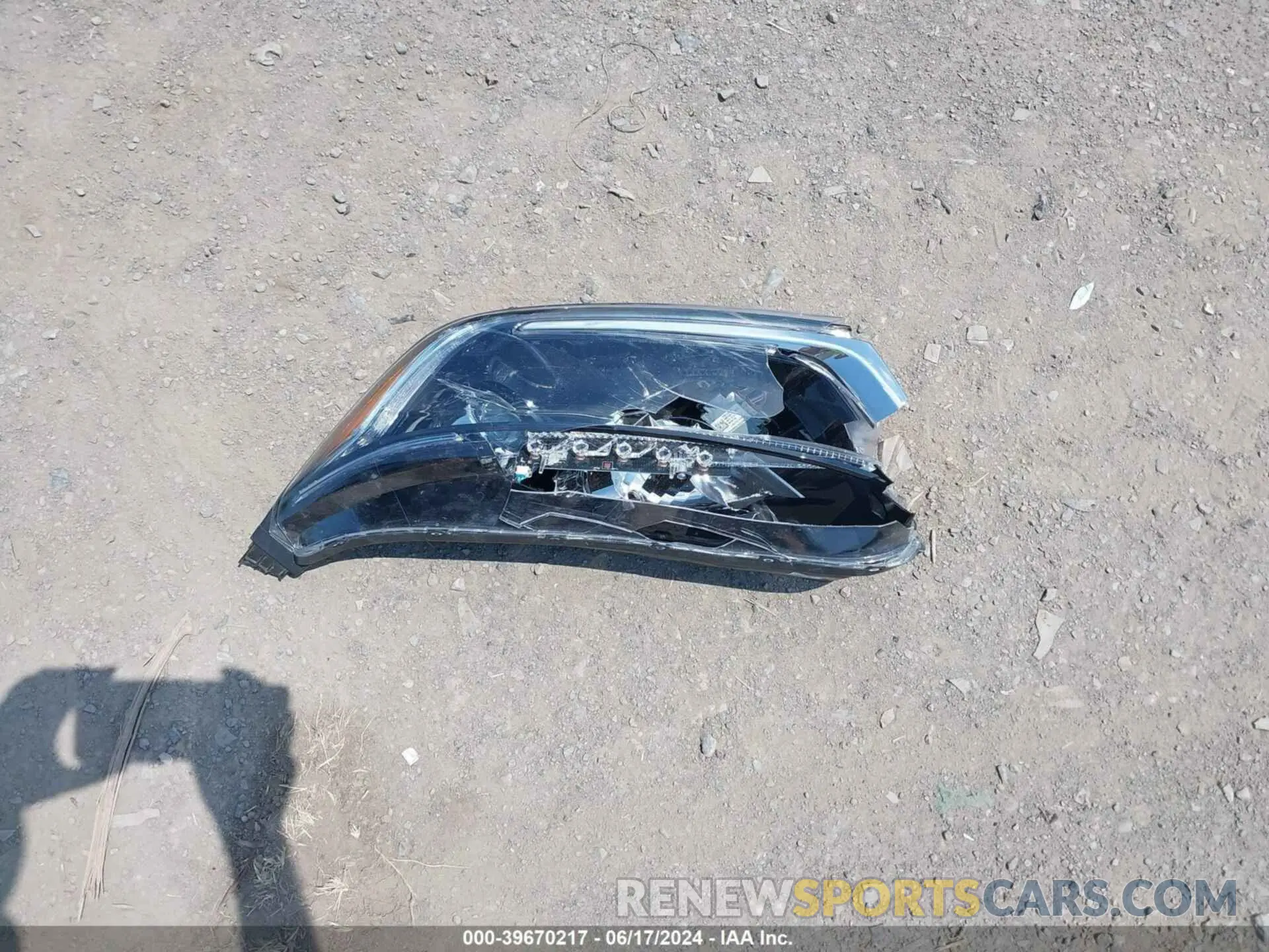 12 Фотография поврежденного автомобиля 7FARW2H80KE063183 HONDA CR-V 2019