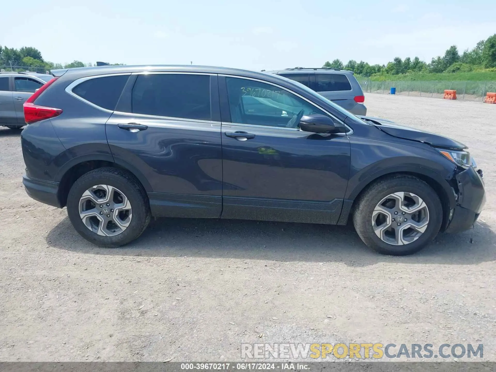 14 Фотография поврежденного автомобиля 7FARW2H80KE063183 HONDA CR-V 2019