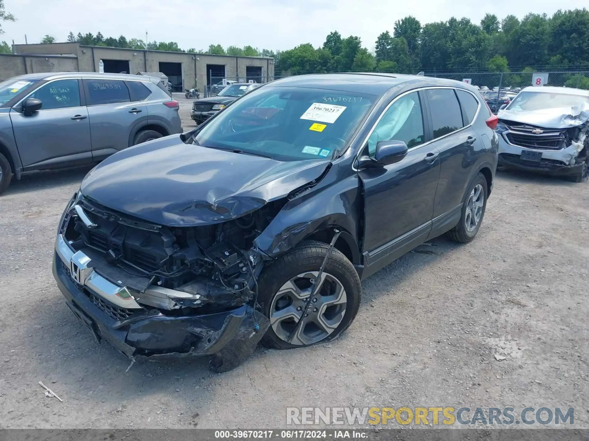 2 Фотография поврежденного автомобиля 7FARW2H80KE063183 HONDA CR-V 2019