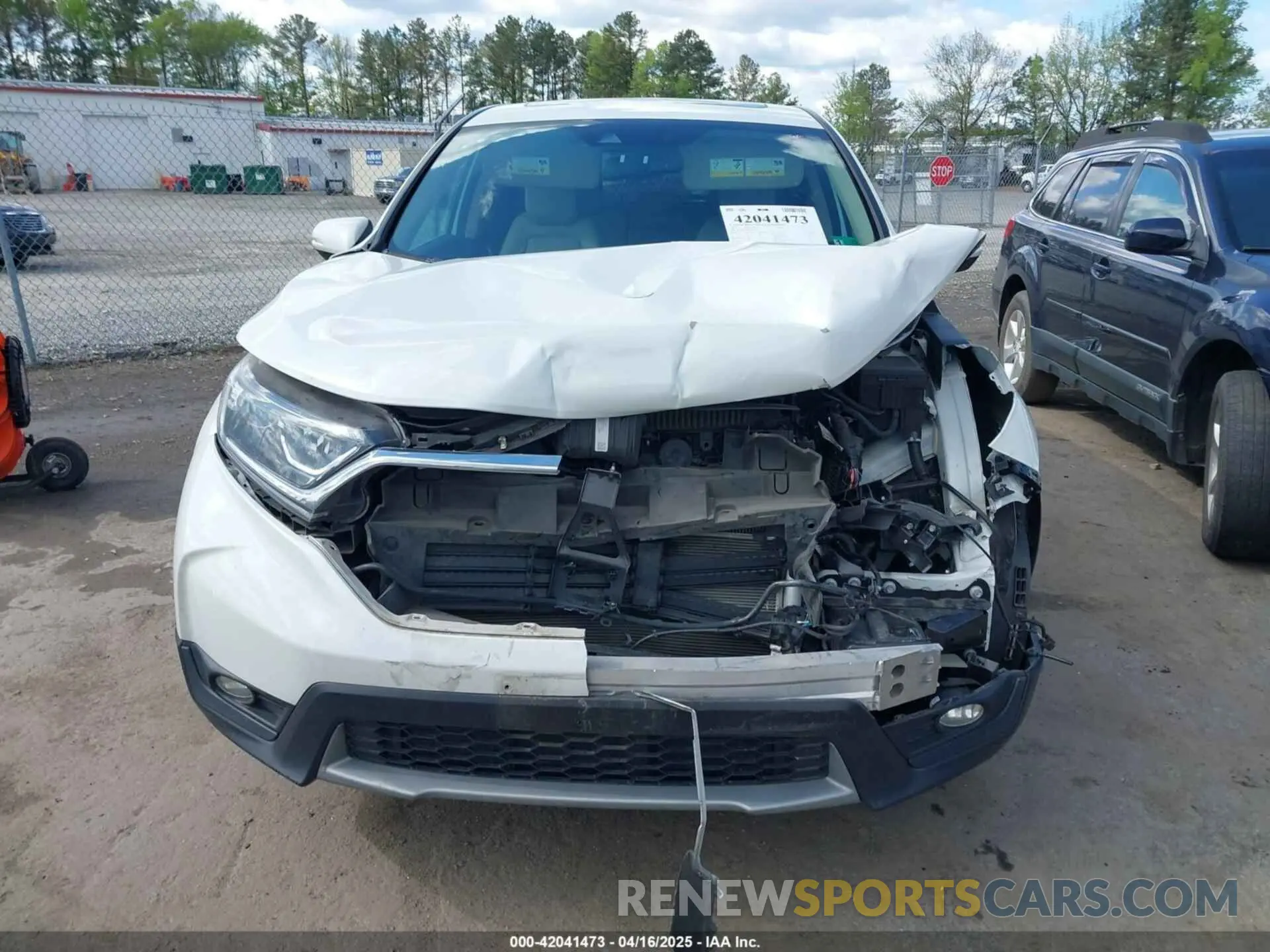 11 Photograph of a damaged car 7FARW2H81KE045002 HONDA CR-V 2019