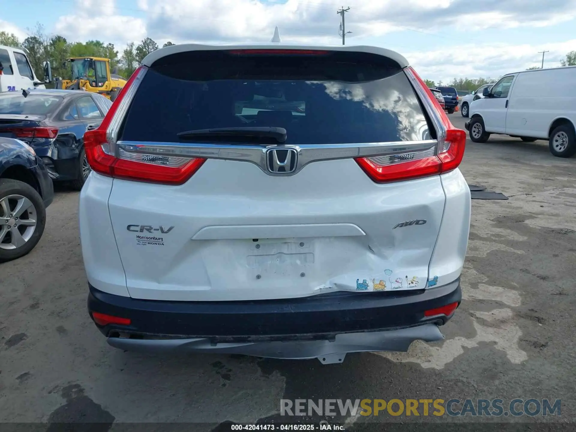 15 Photograph of a damaged car 7FARW2H81KE045002 HONDA CR-V 2019