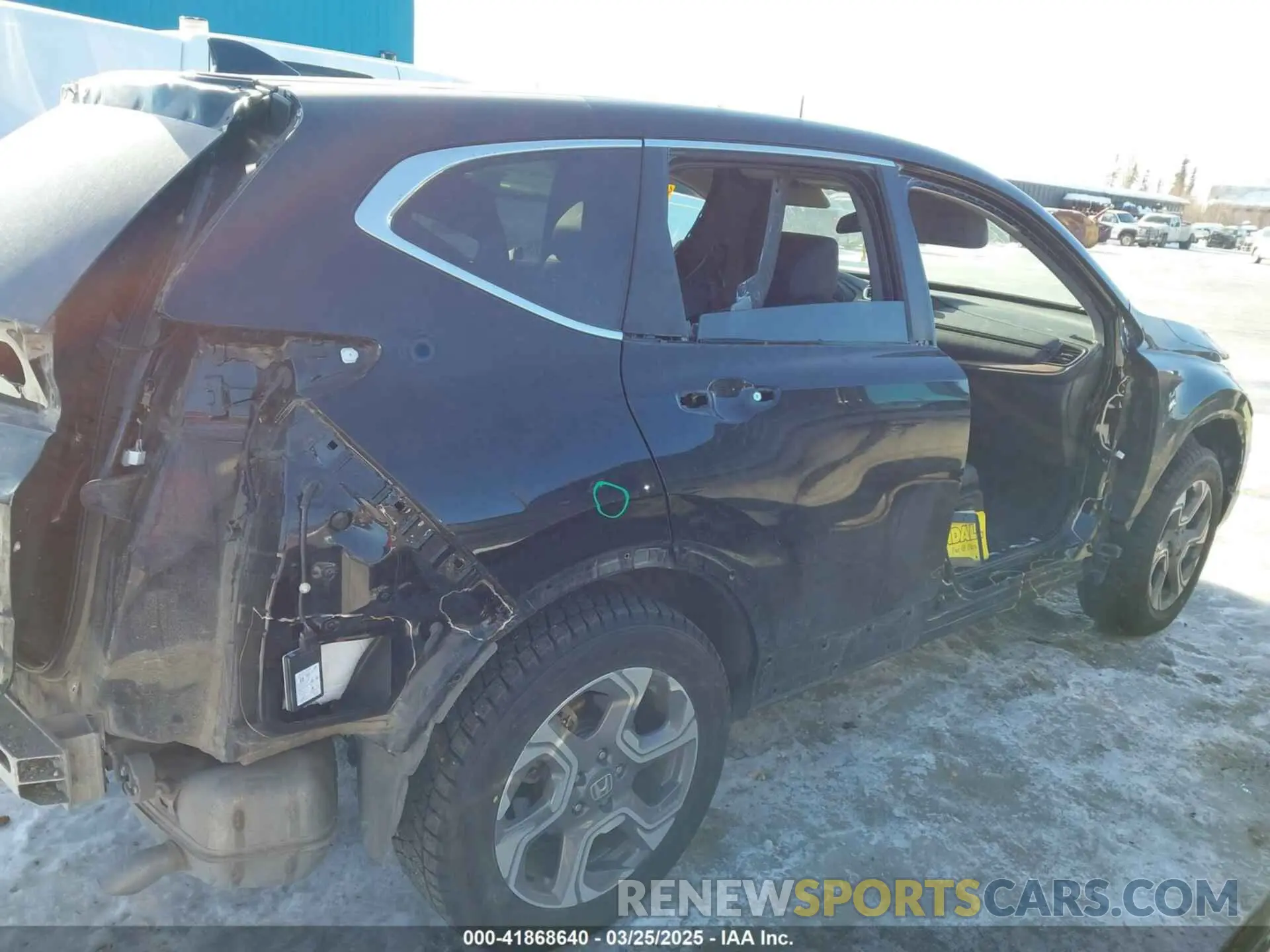 14 Photograph of a damaged car 7FARW2H83KE062075 HONDA CR-V 2019