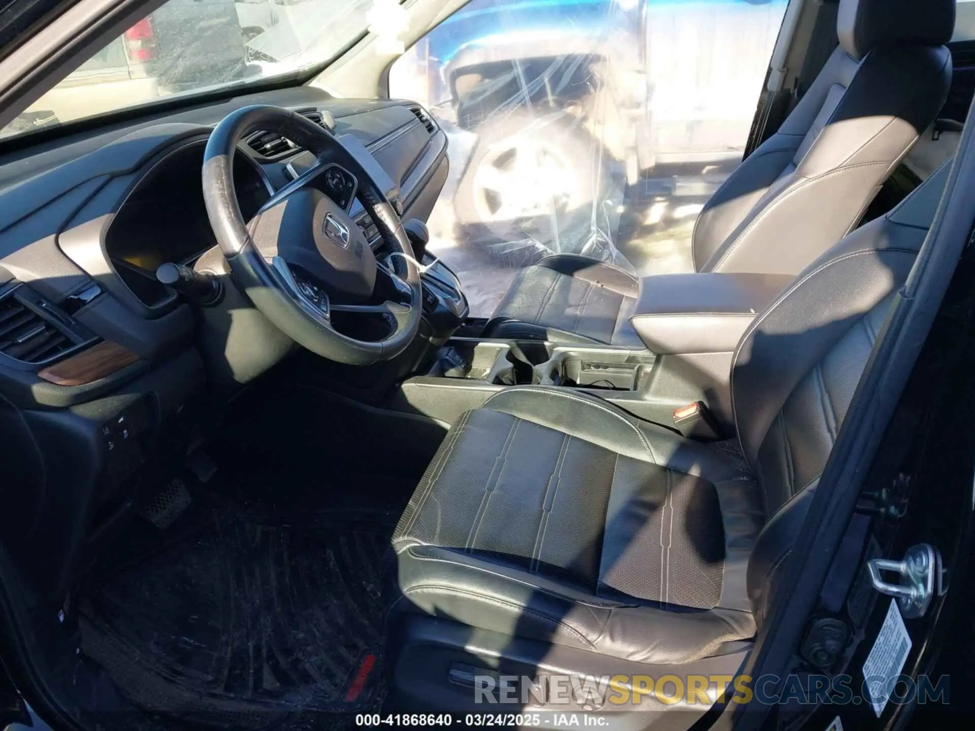 5 Photograph of a damaged car 7FARW2H83KE062075 HONDA CR-V 2019
