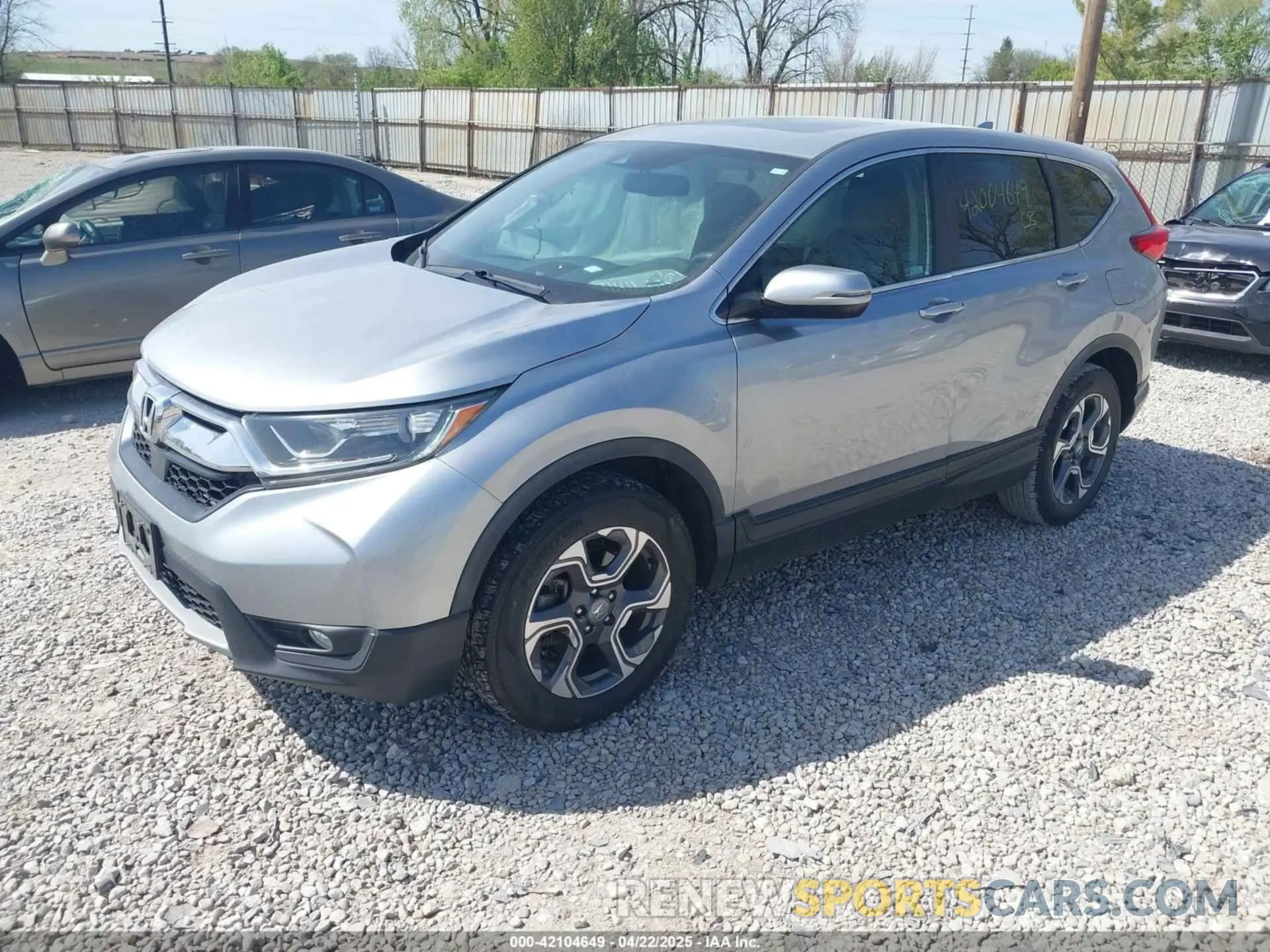2 Фотография поврежденного автомобиля 7FARW2H84KE001320 HONDA CR-V 2019