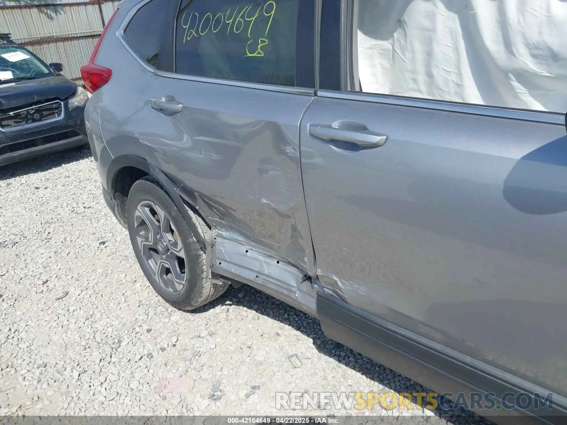 6 Фотография поврежденного автомобиля 7FARW2H84KE001320 HONDA CR-V 2019