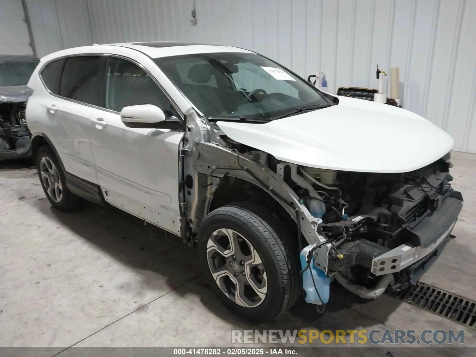 1 Фотография поврежденного автомобиля 7FARW2H85KE031006 HONDA CR-V 2019