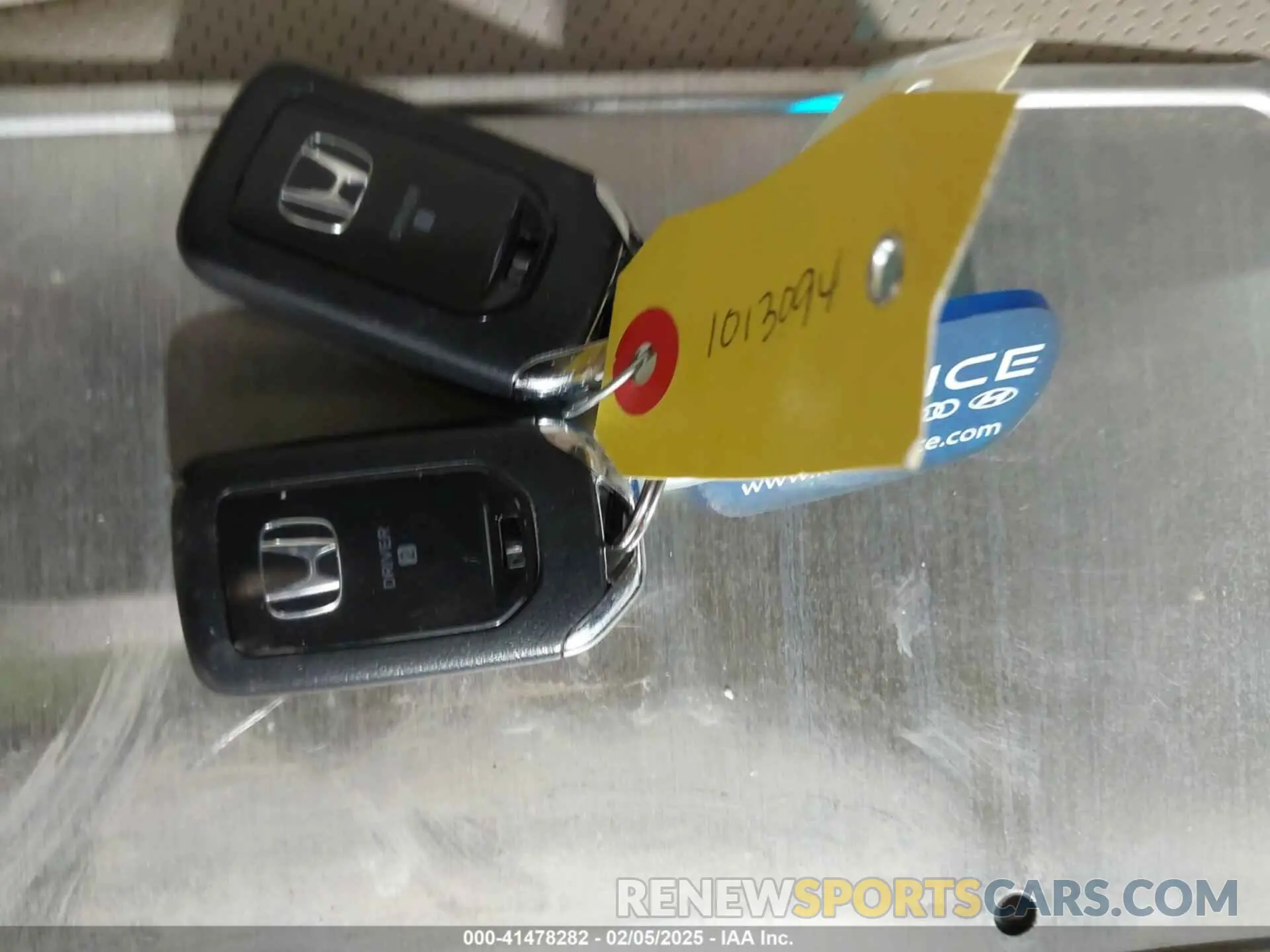 11 Фотография поврежденного автомобиля 7FARW2H85KE031006 HONDA CR-V 2019