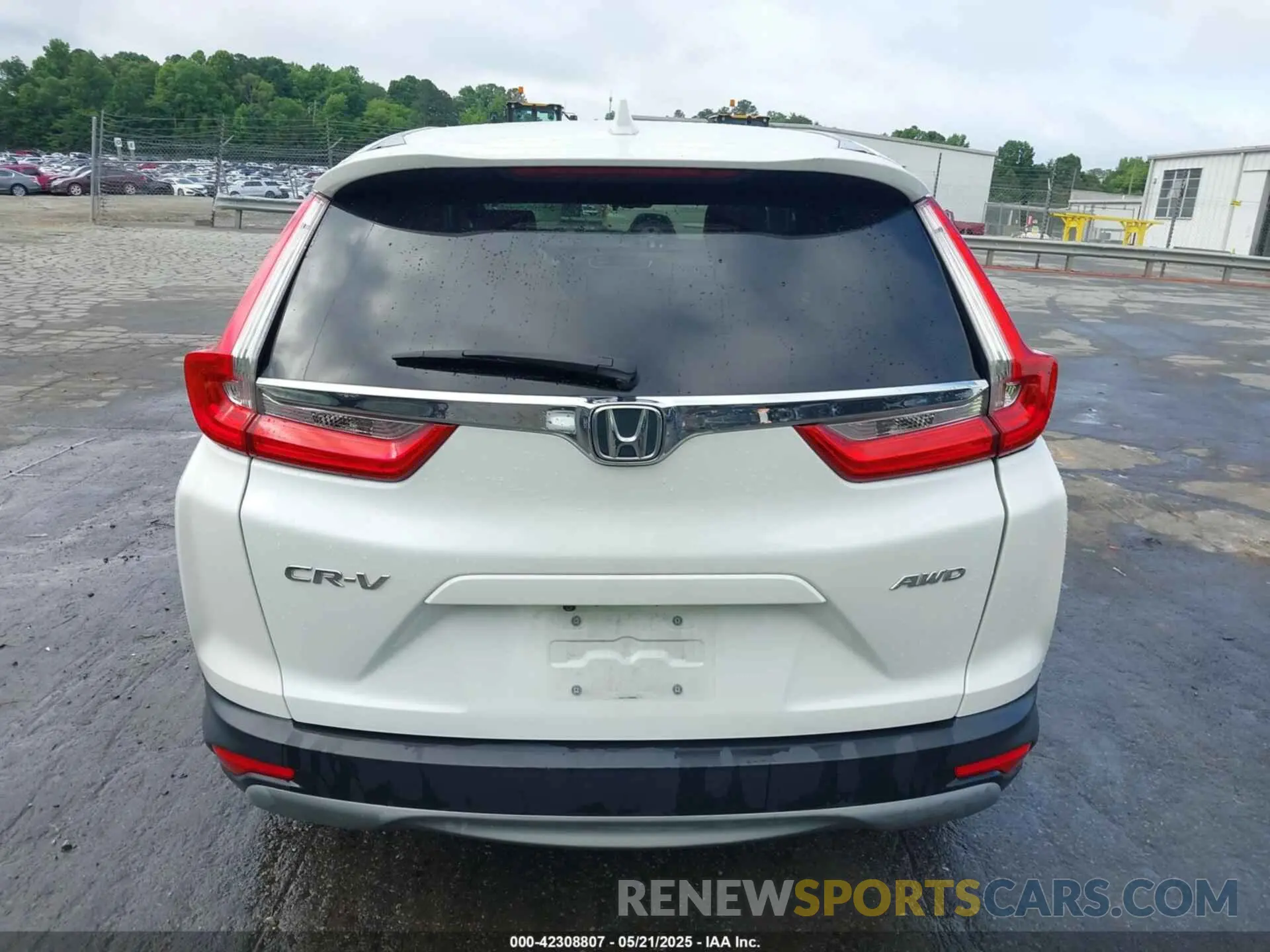 16 Photograph of a damaged car 7FARW2H87KE052827 HONDA CR-V 2019