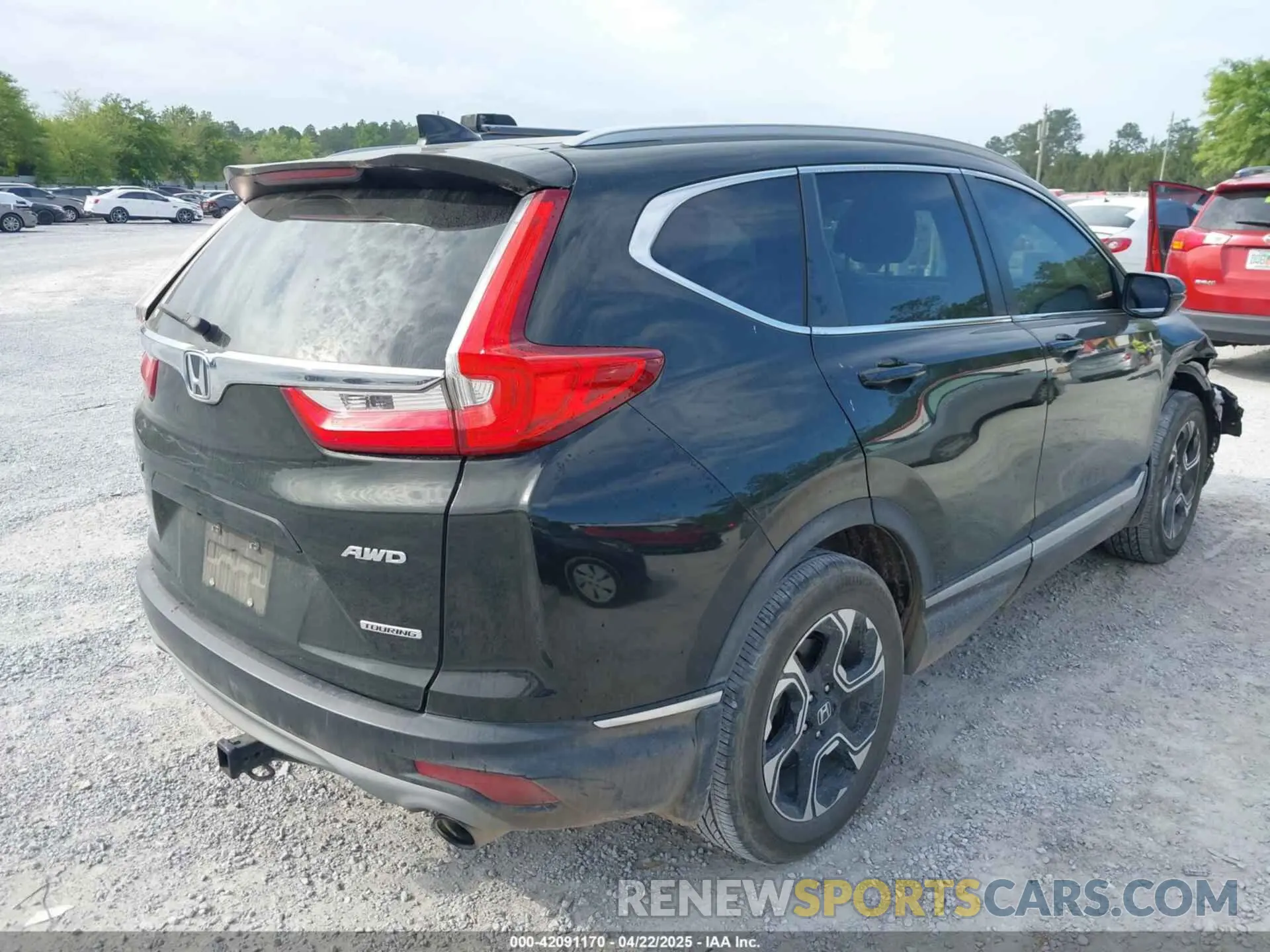 4 Фотография поврежденного автомобиля 7FARW2H92KE030632 HONDA CR-V 2019