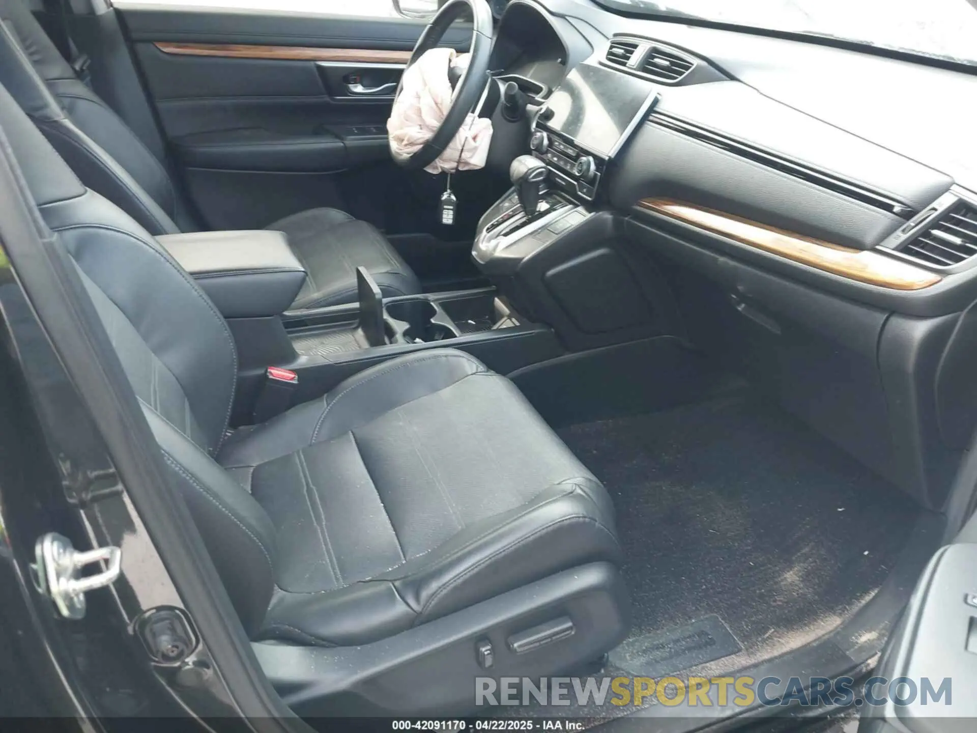 5 Фотография поврежденного автомобиля 7FARW2H92KE030632 HONDA CR-V 2019