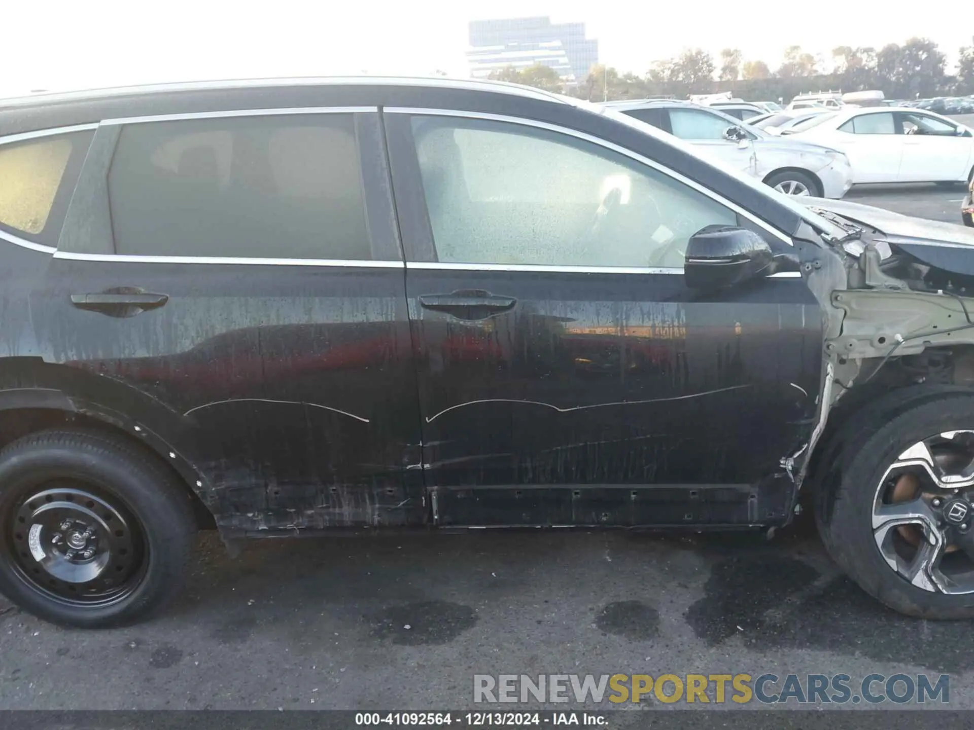 13 Фотография поврежденного автомобиля 7FARW2H9XKE012394 HONDA CR-V 2019
