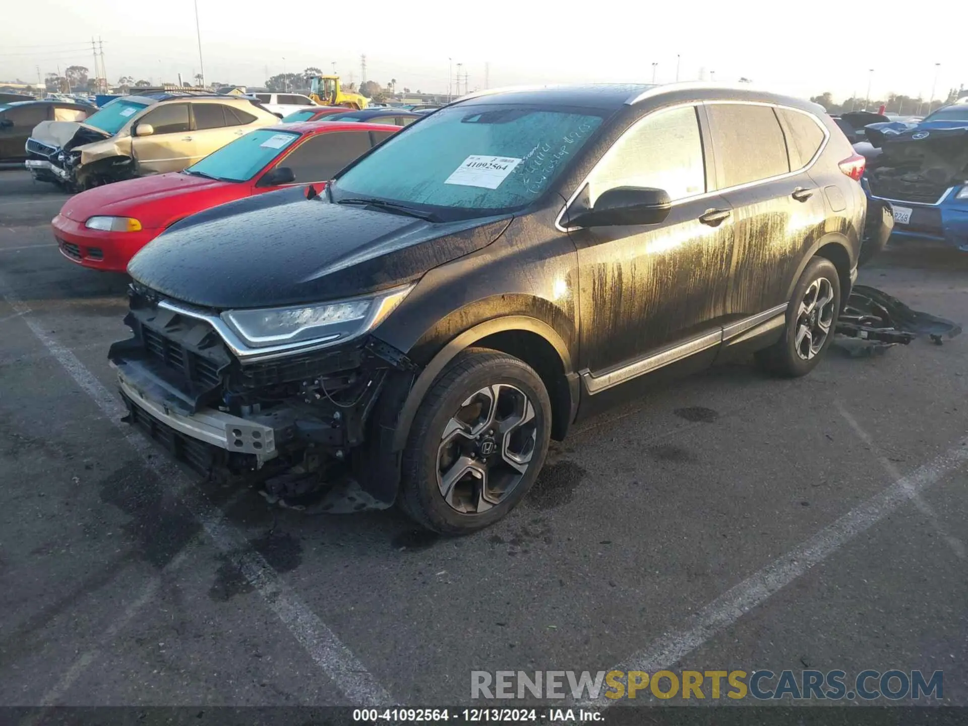 2 Фотография поврежденного автомобиля 7FARW2H9XKE012394 HONDA CR-V 2019