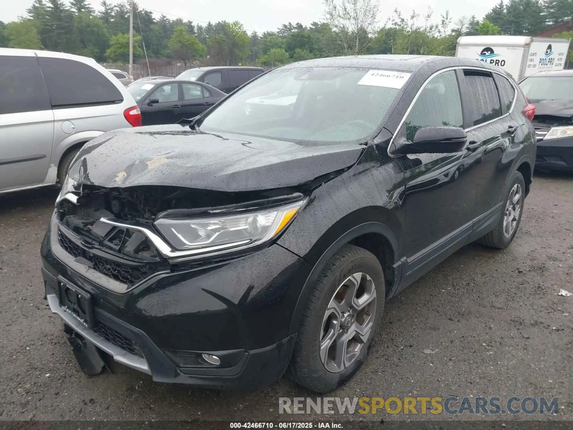 2 Photograph of a damaged car JHLRW2H83KX004259 HONDA CR-V 2019