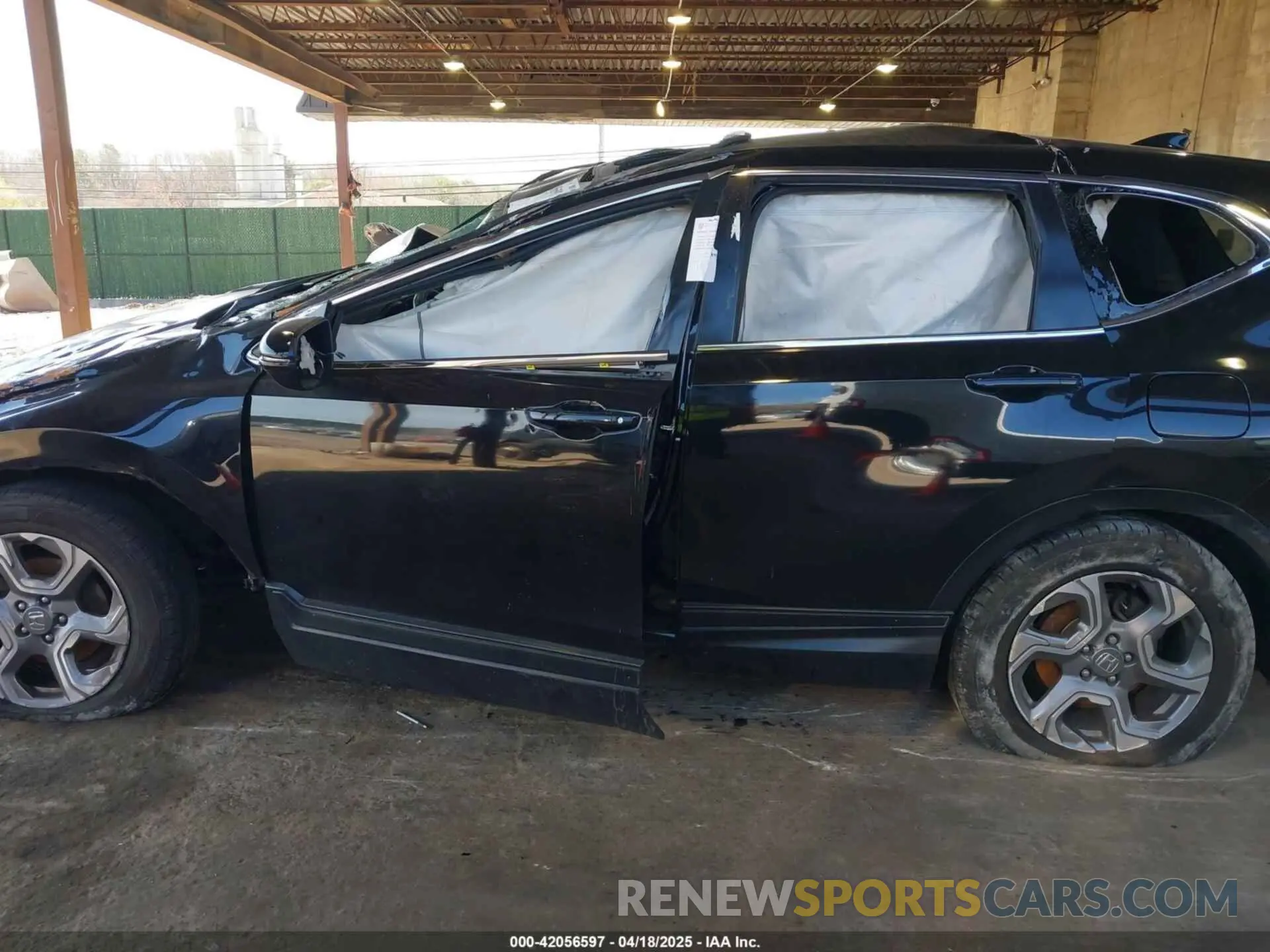 15 Photograph of a damaged car JHLRW2H88KX008386 HONDA CR-V 2019