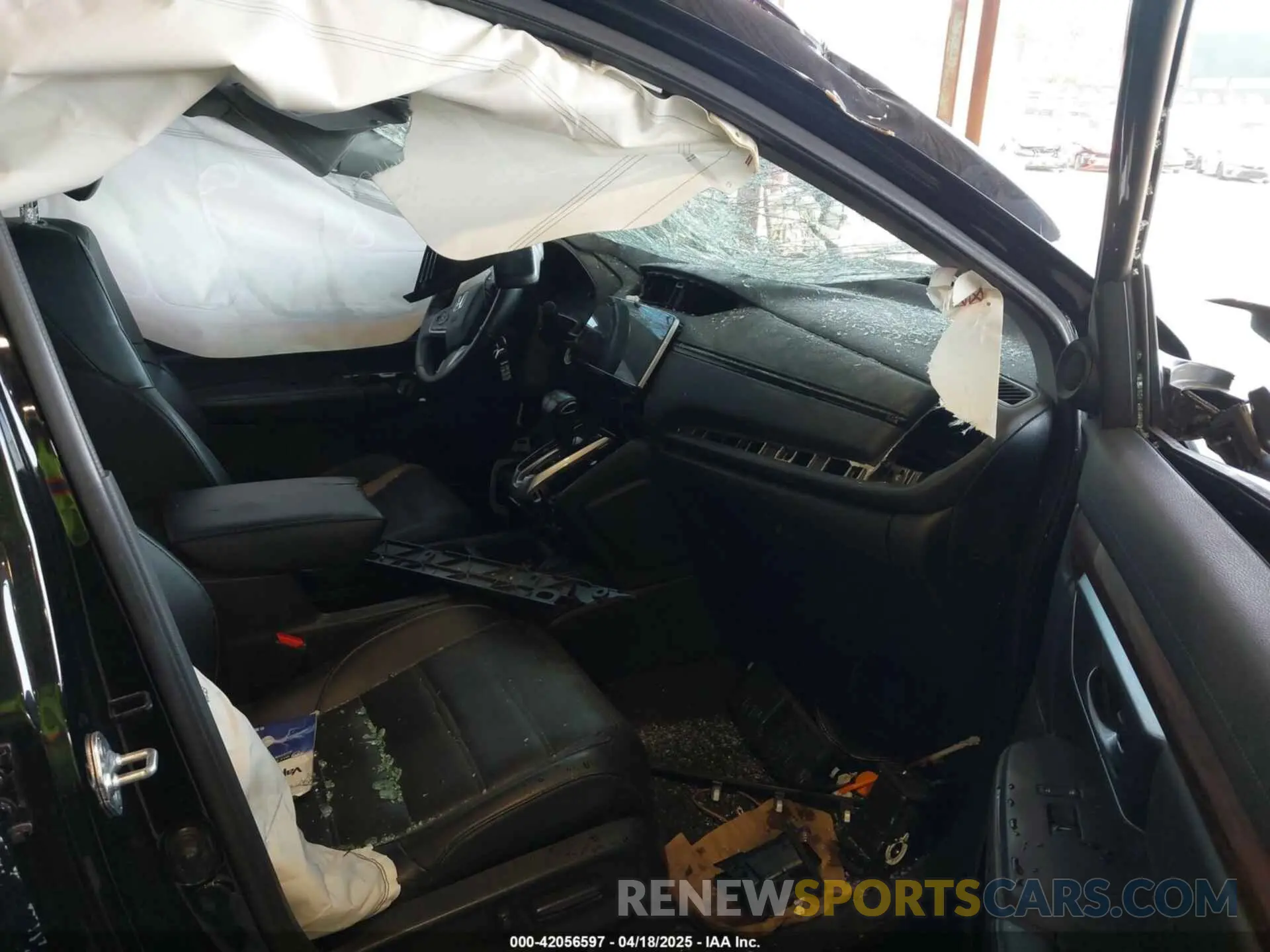 5 Photograph of a damaged car JHLRW2H88KX008386 HONDA CR-V 2019
