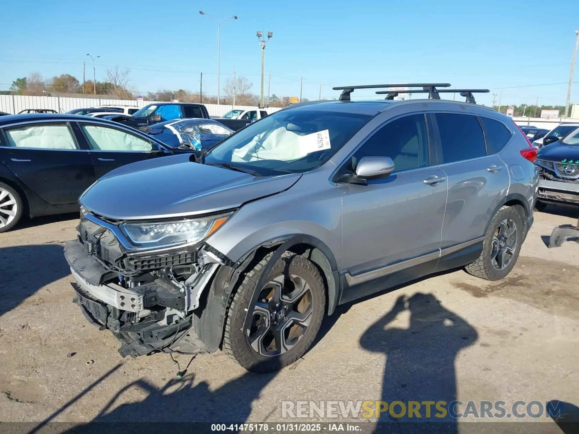 2 Фотография поврежденного автомобиля JHLRW2H90KX022839 HONDA CR-V 2019