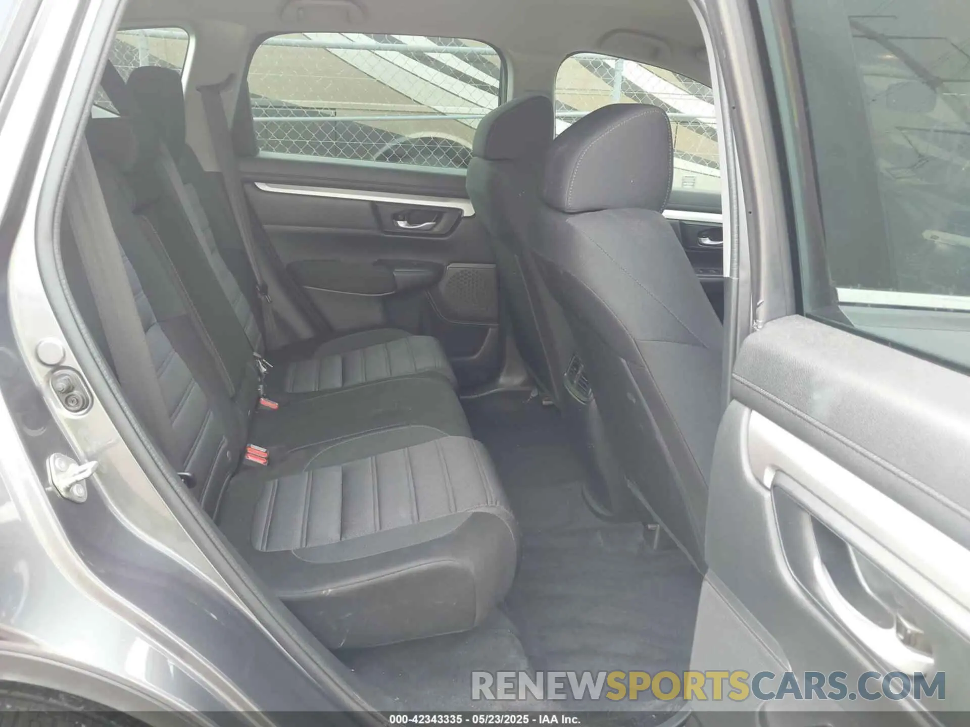 8 Фотография поврежденного автомобиля 2HKRW1H20LH410080 HONDA CR-V 2020