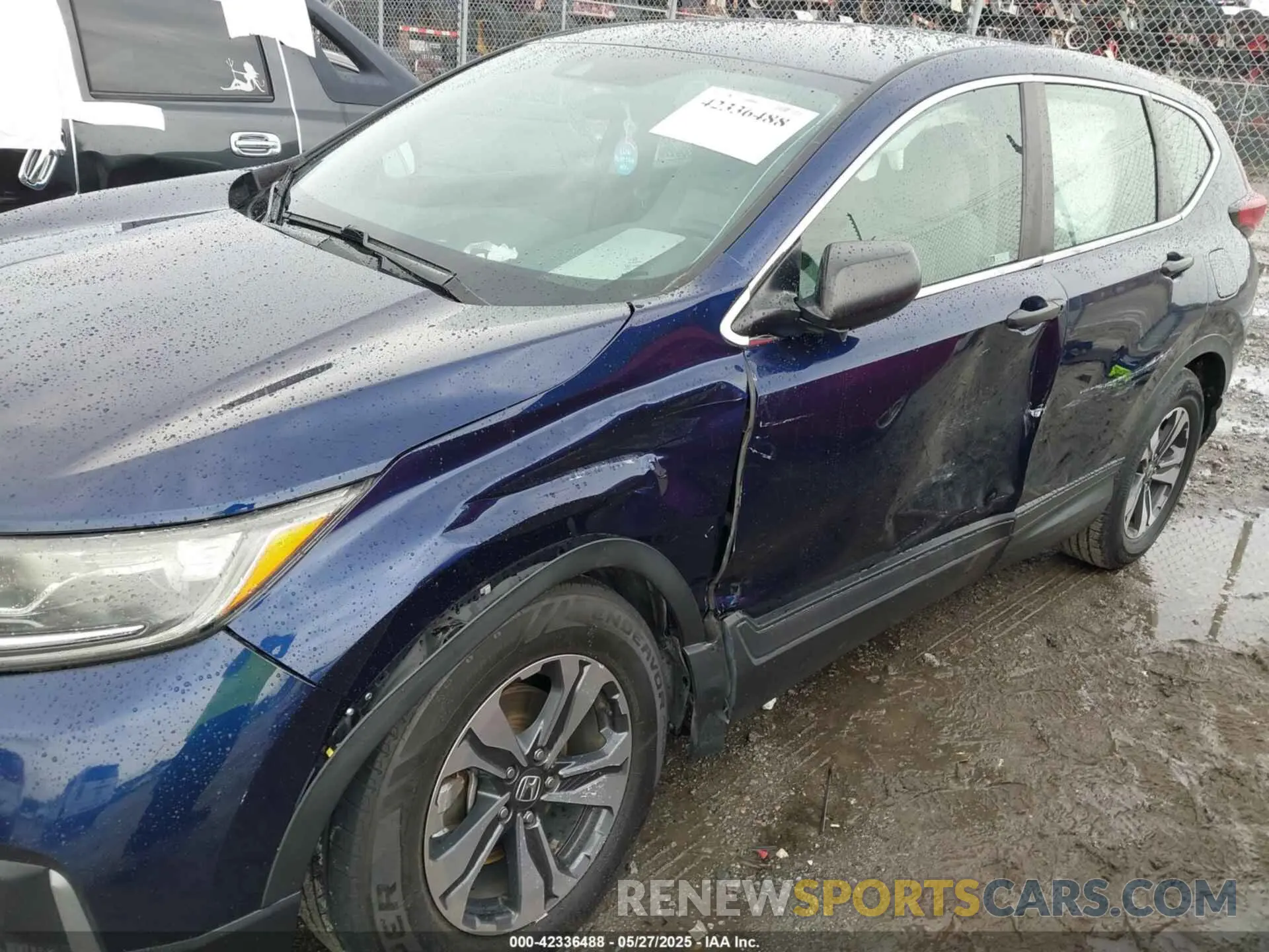 6 Photograph of a damaged car 2HKRW1H26LH413081 HONDA CR-V 2020