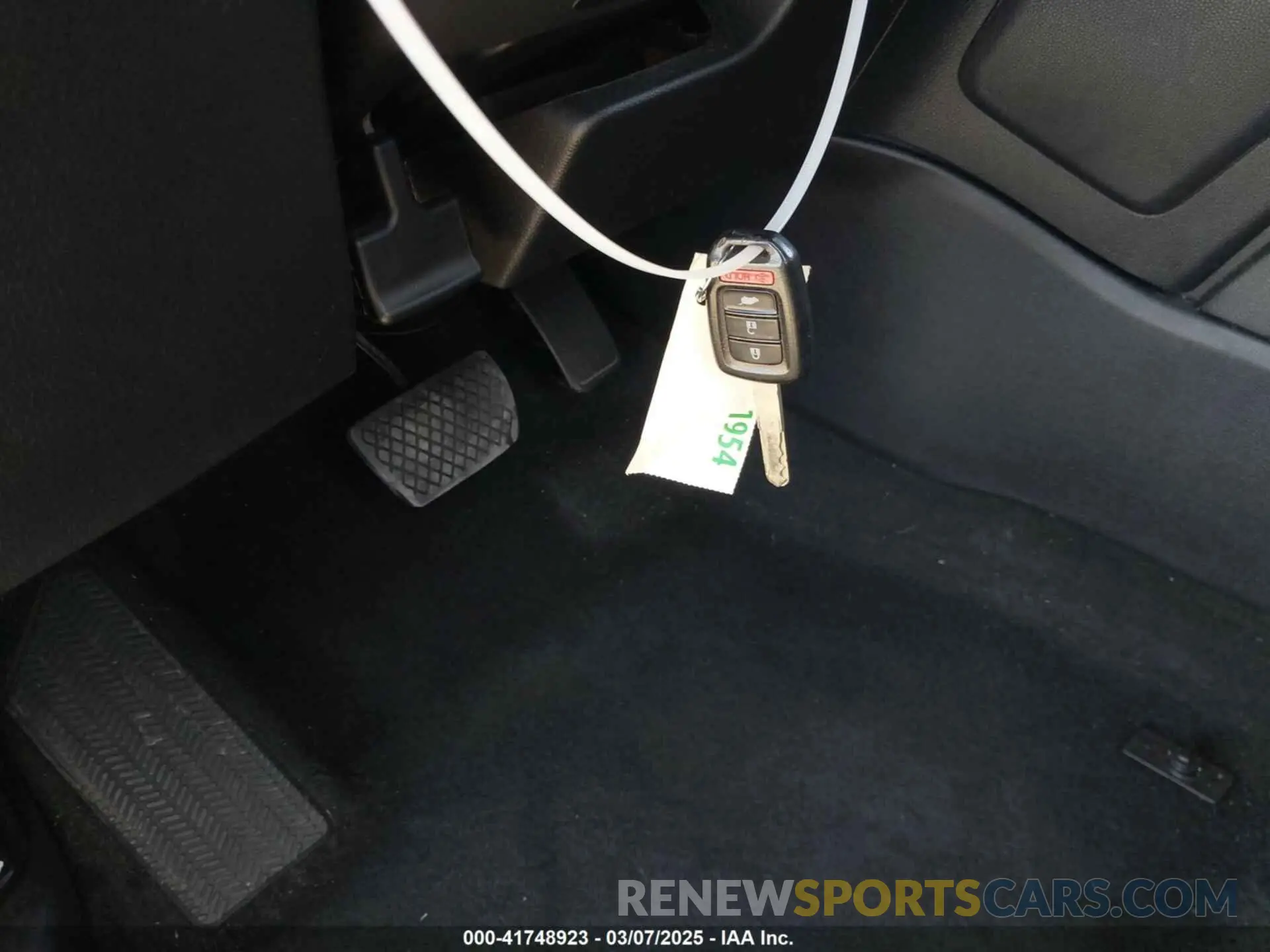 11 Фотография поврежденного автомобиля 2HKRW1H29LH414838 HONDA CR-V 2020