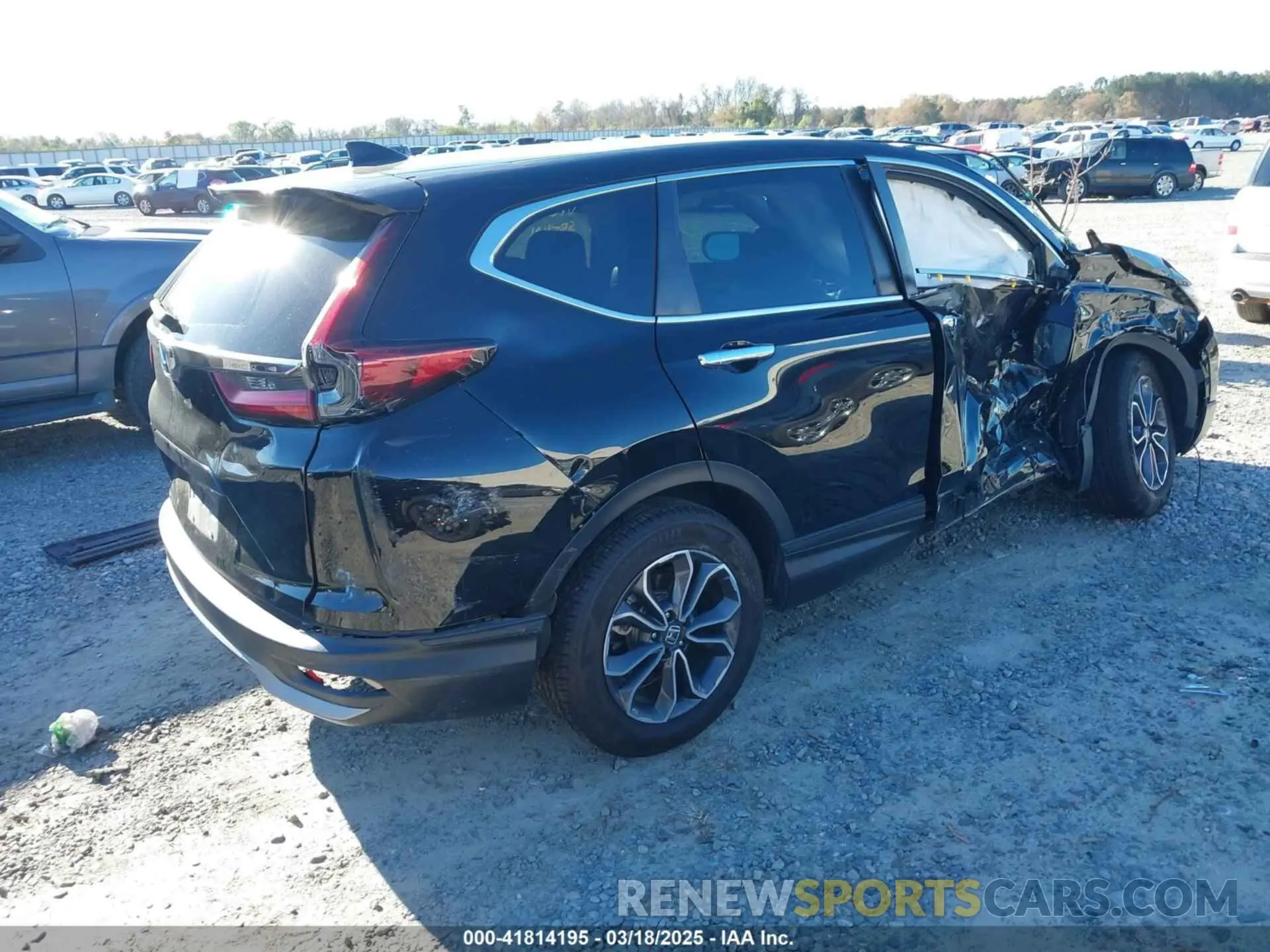 4 Photograph of a damaged car 2HKRW1H55LH401563 HONDA CR-V 2020