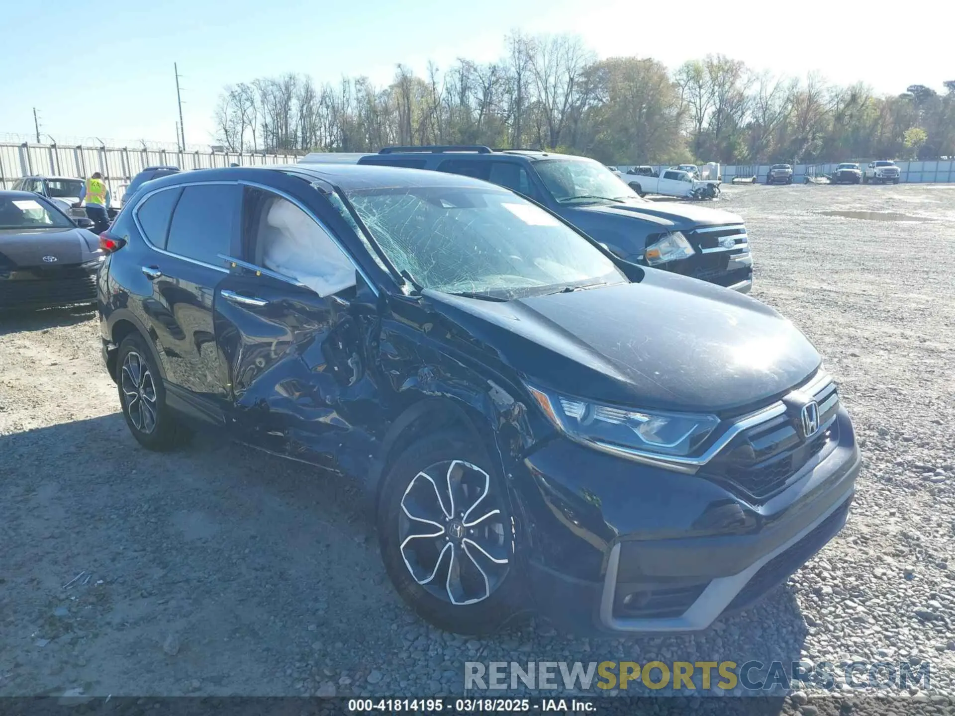 6 Photograph of a damaged car 2HKRW1H55LH401563 HONDA CR-V 2020
