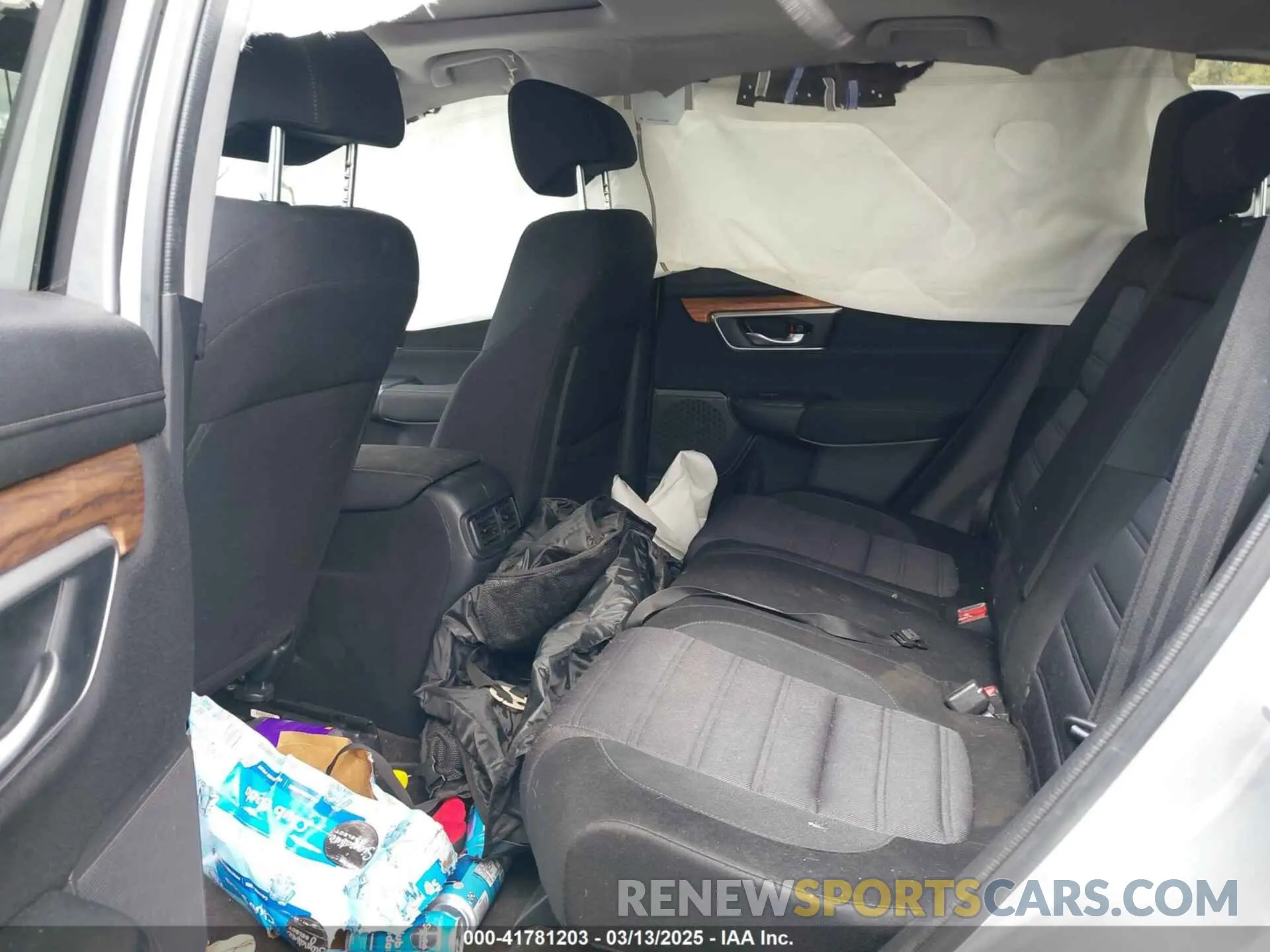 8 Photograph of a damaged car 2HKRW1H58LH423721 HONDA CR-V 2020