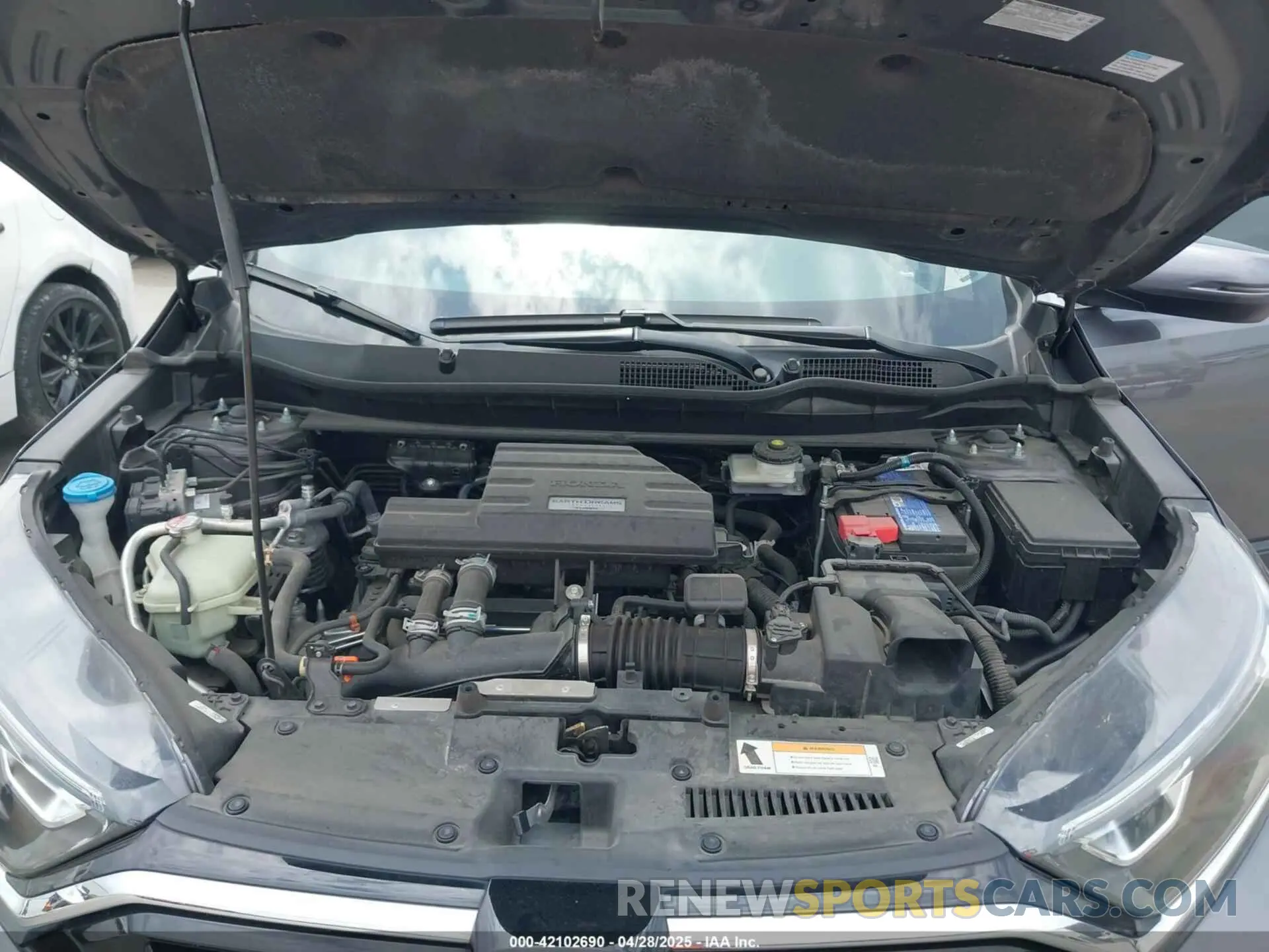 10 Photograph of a damaged car 2HKRW1H87LH423641 HONDA CR-V 2020