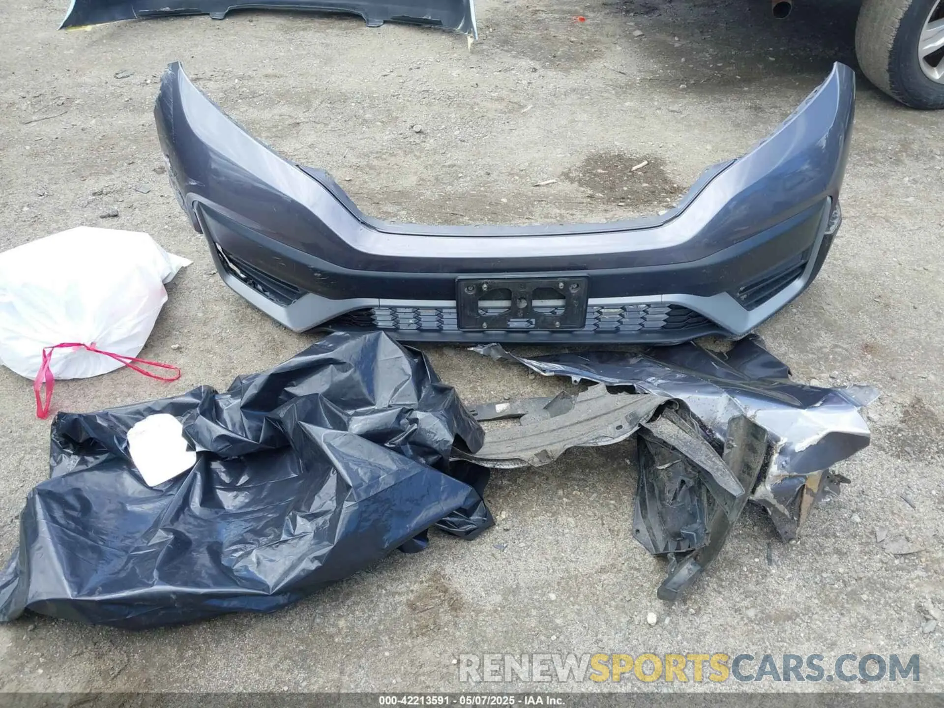 12 Photograph of a damaged car 2HKRW2H29LH630856 HONDA CR-V 2020