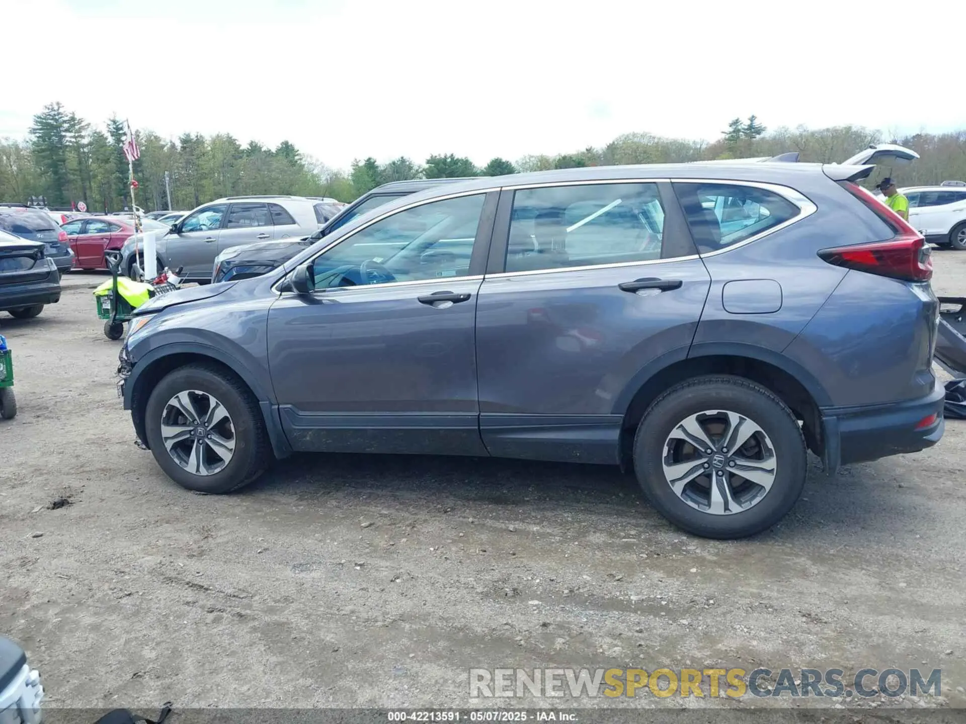 15 Photograph of a damaged car 2HKRW2H29LH630856 HONDA CR-V 2020