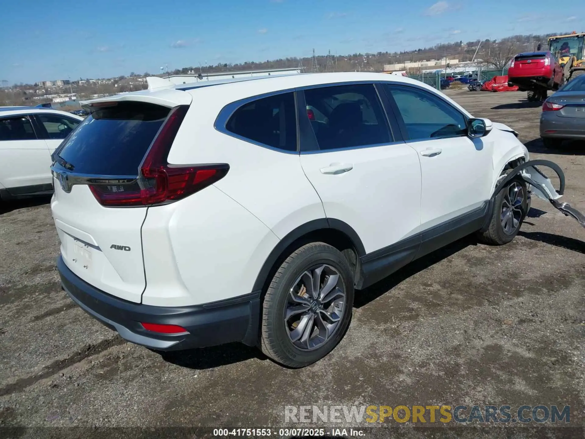4 Photograph of a damaged car 2HKRW2H50LH656479 HONDA CR-V 2020