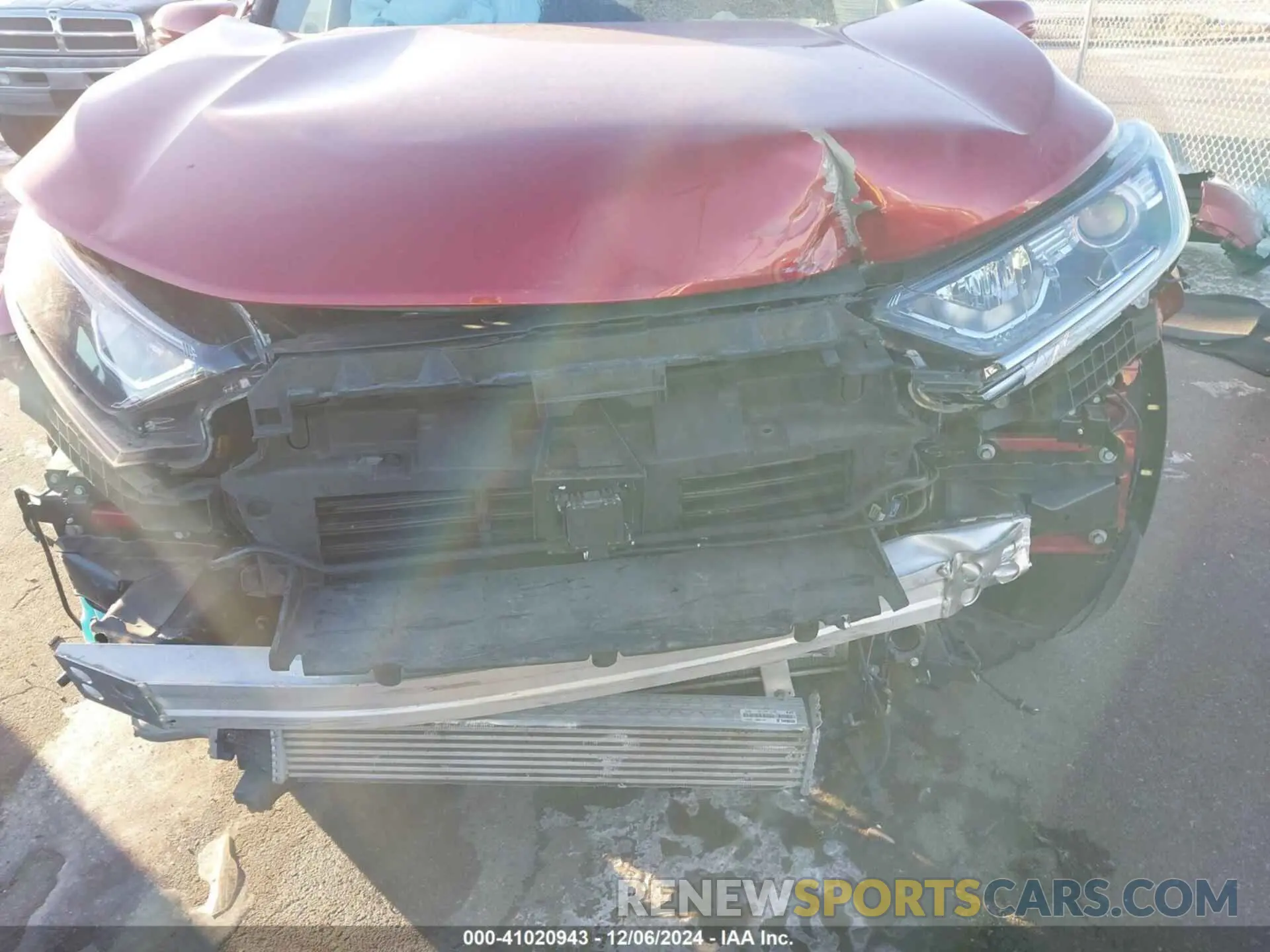 6 Photograph of a damaged car 2HKRW2H52LH603895 HONDA CR-V 2020