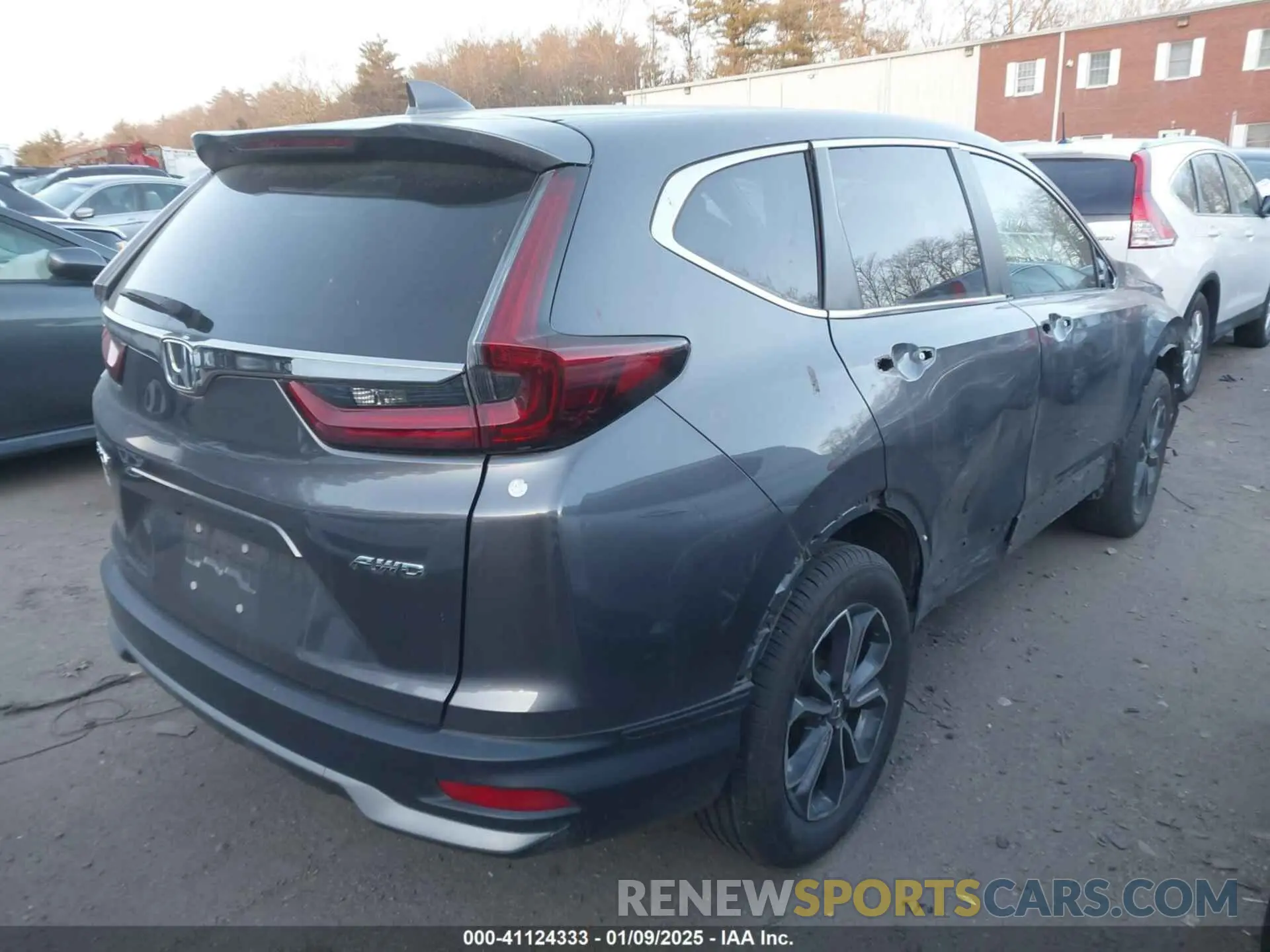 4 Photograph of a damaged car 2HKRW2H56LH696405 HONDA CR-V 2020